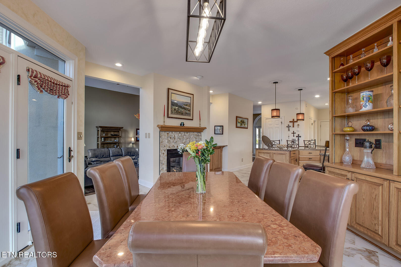 207 Amega Trace Loudon TN 37774