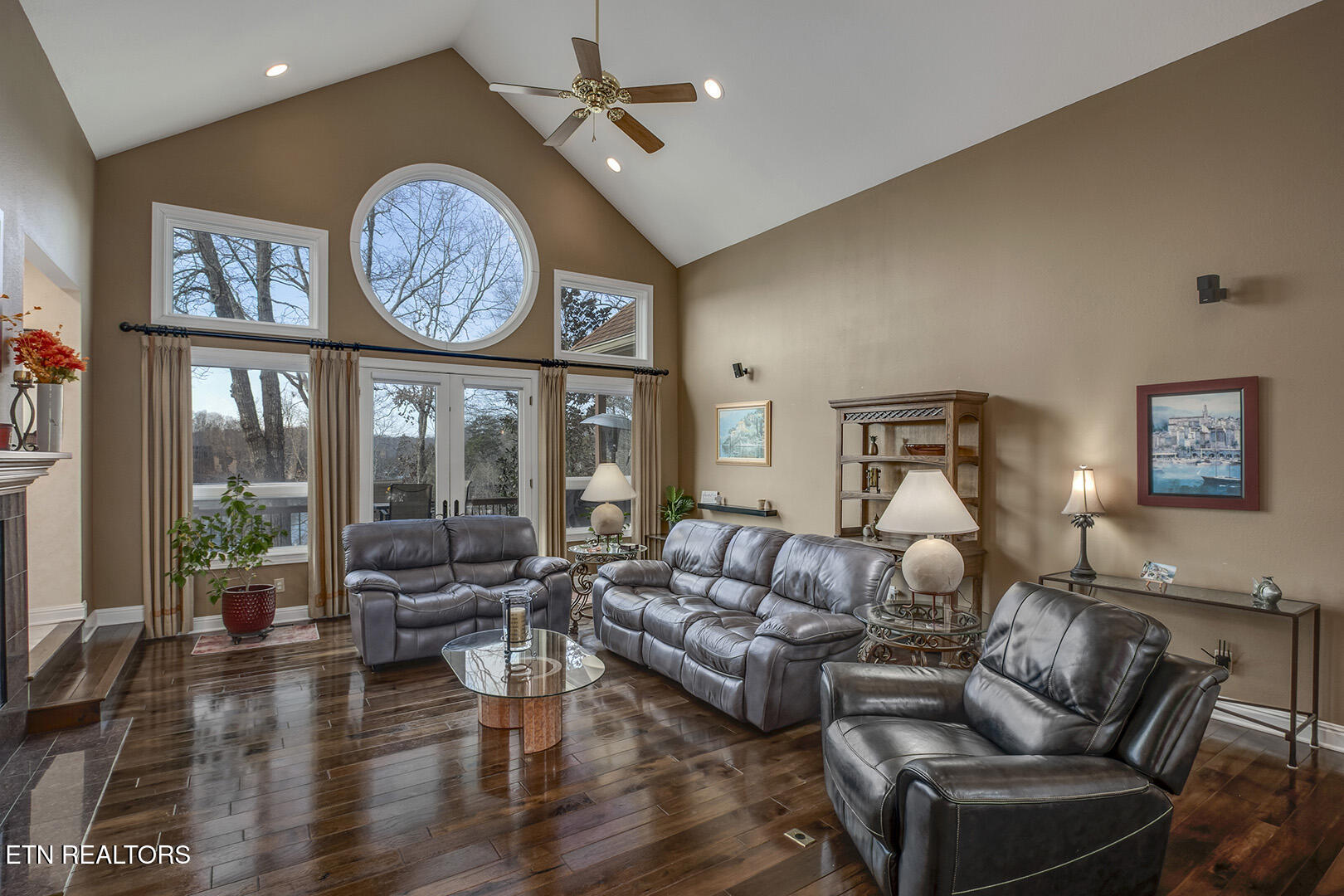 207 Amega Trace Loudon TN 37774