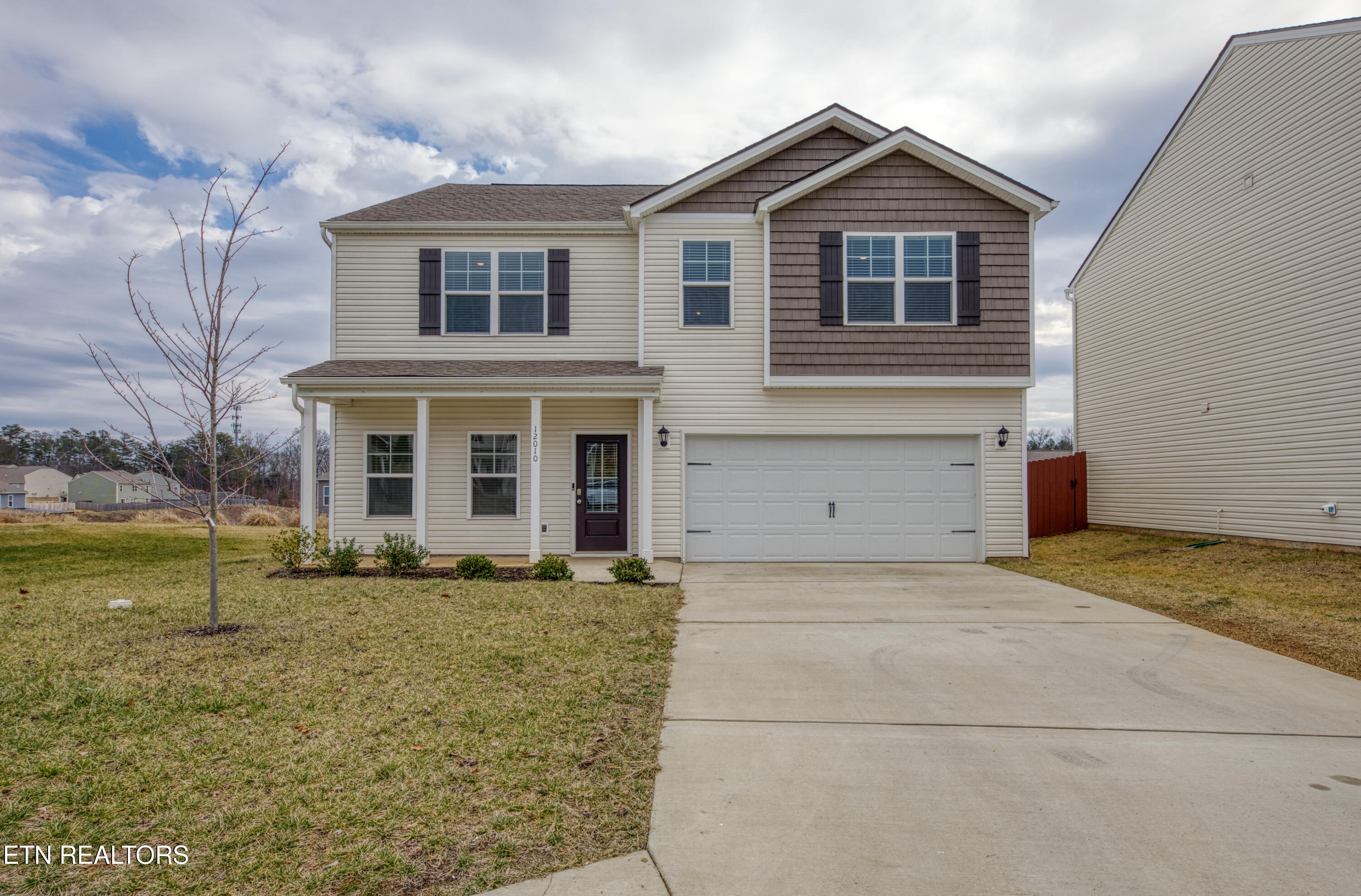 12010 Poppyseed Lane Knoxville TN 37932