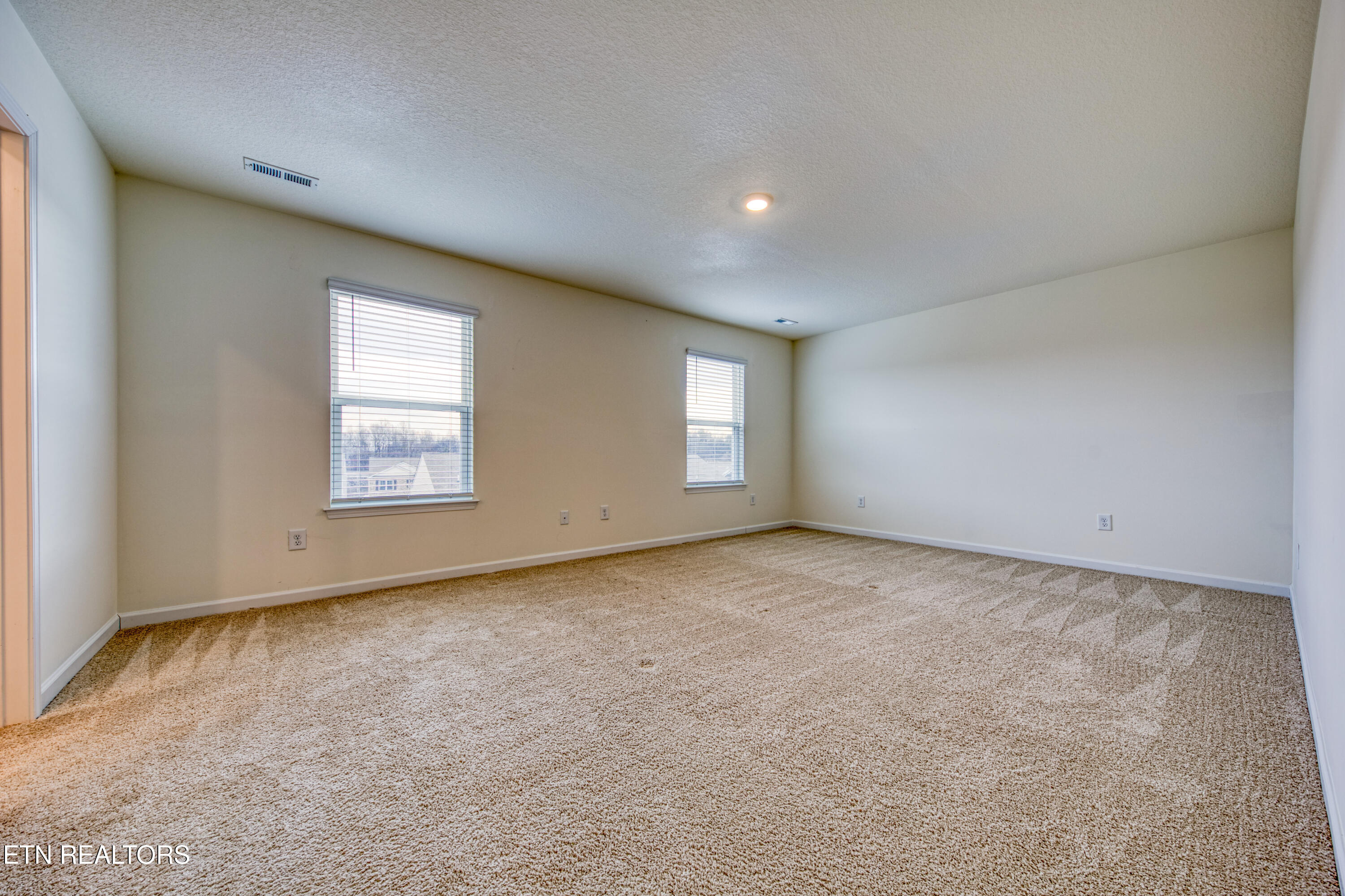 12010 Poppyseed Lane Knoxville TN 37932