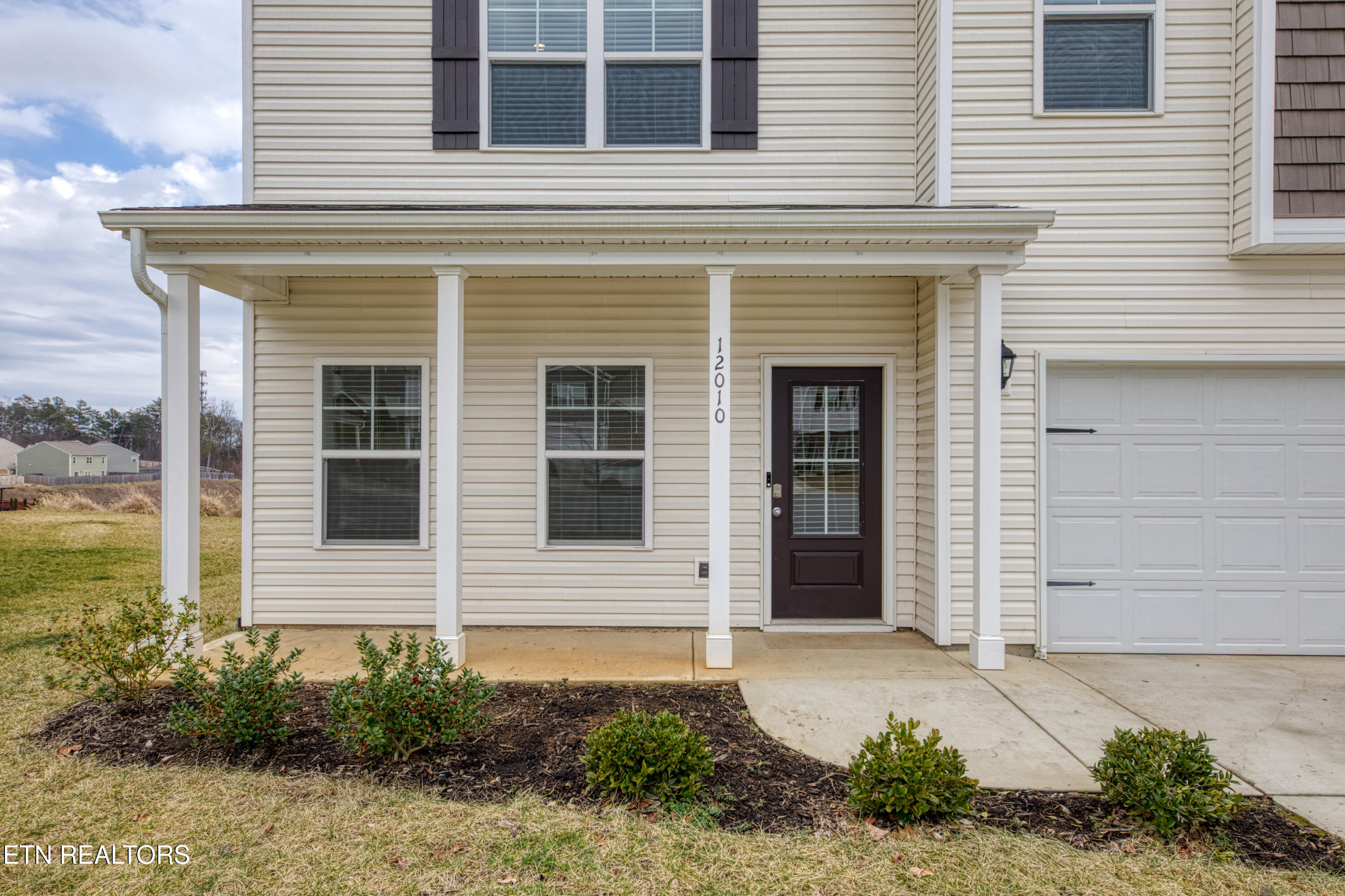 12010 Poppyseed Lane Knoxville TN 37932