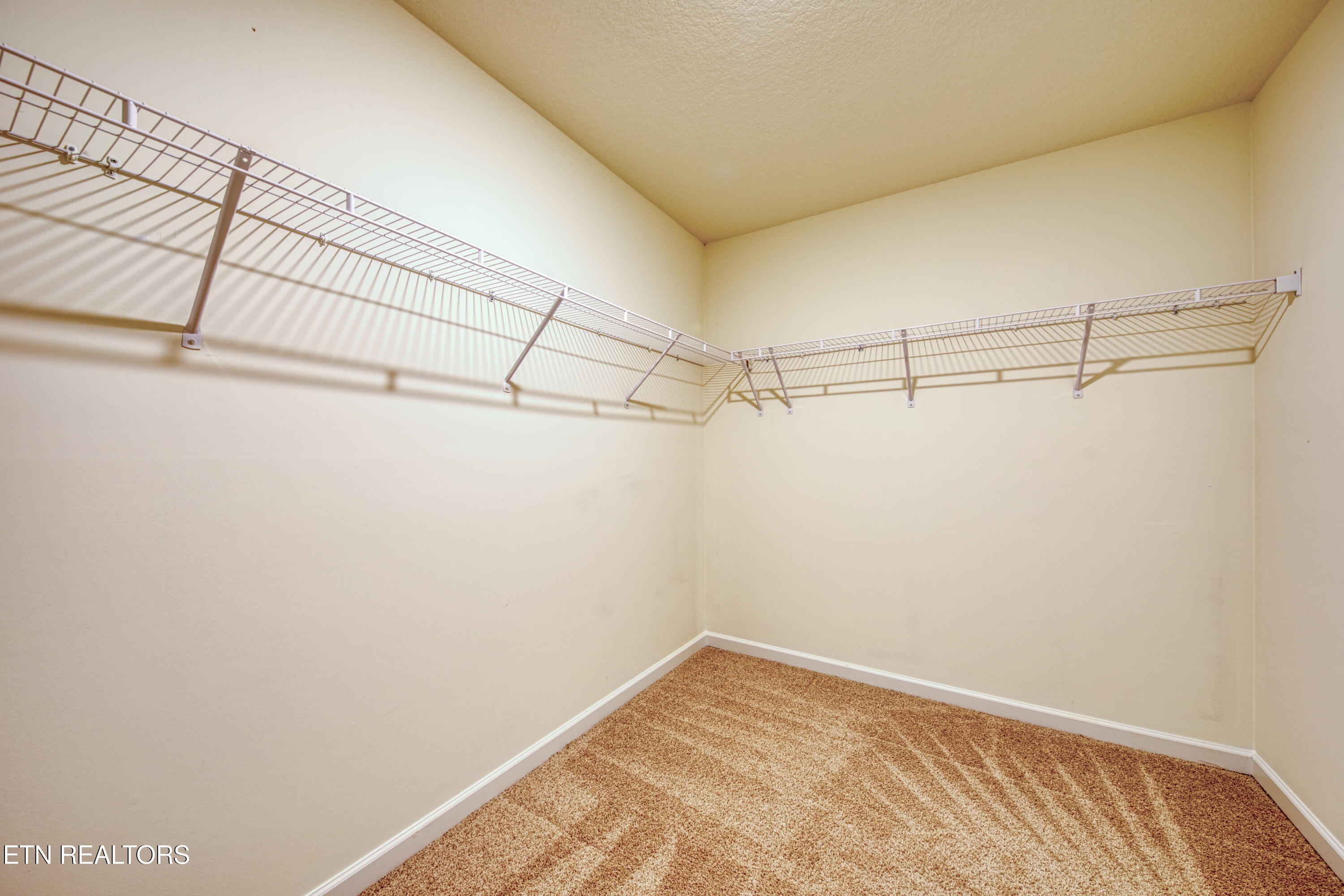 12010 Poppyseed Lane Knoxville TN 37932