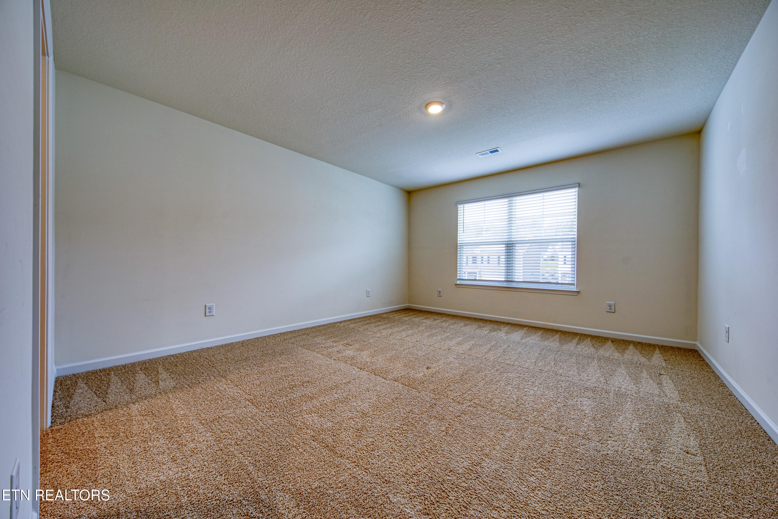 12010 Poppyseed Lane Knoxville TN 37932