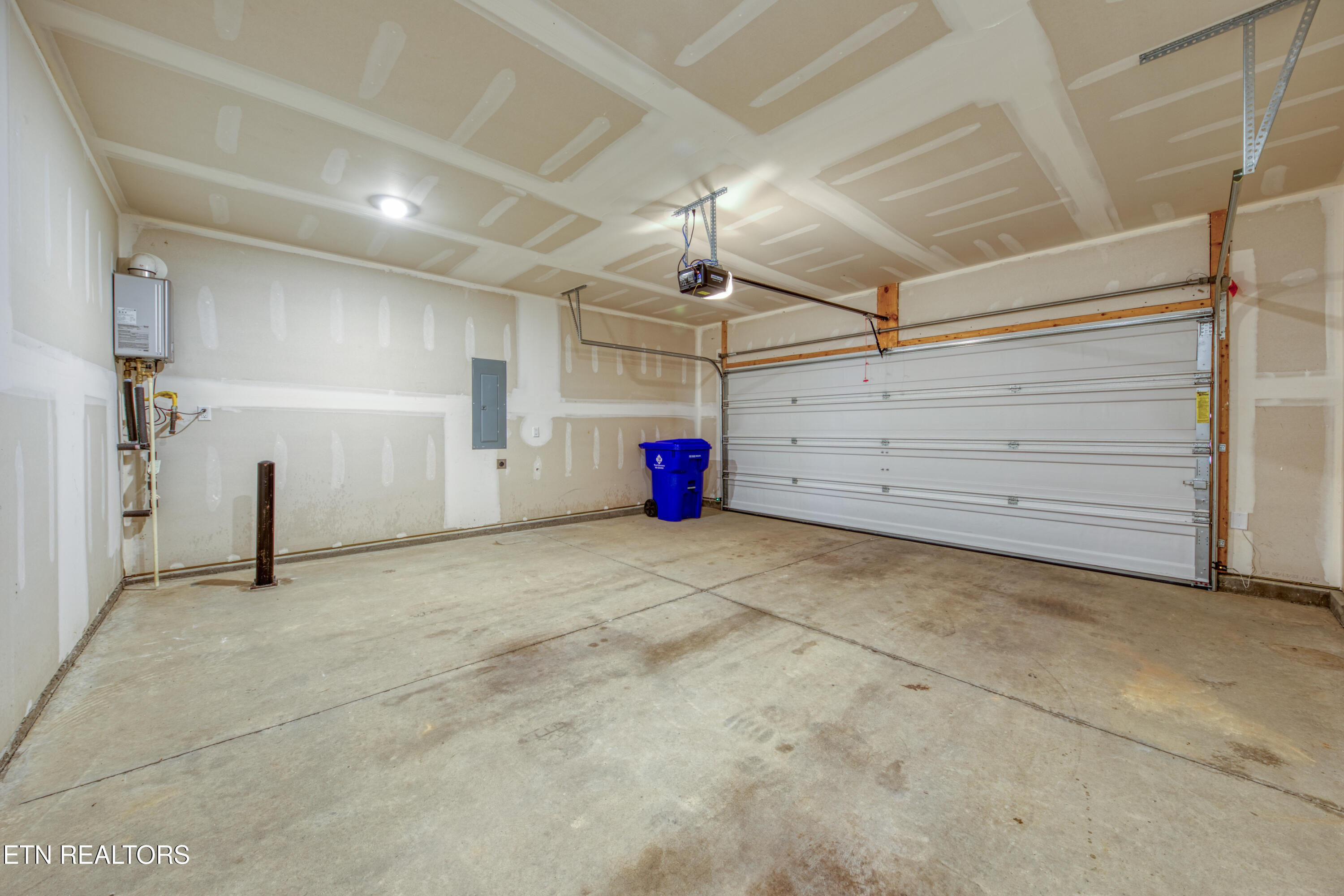 12010 Poppyseed Lane Knoxville TN 37932