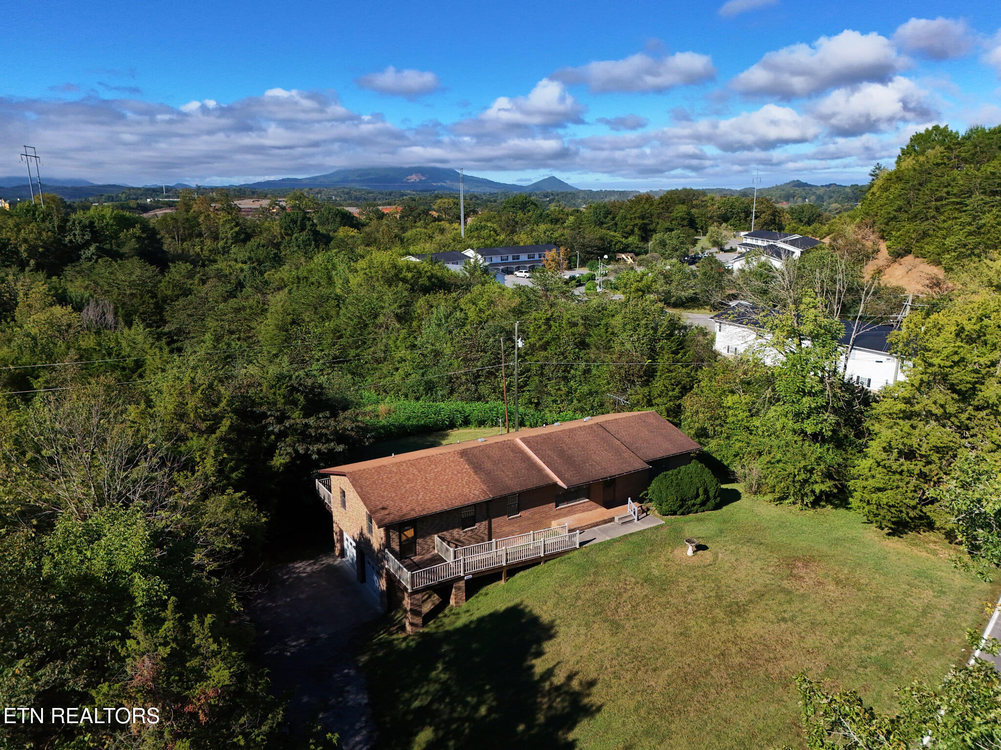 1105 Ridge Road Sevierville TN 37862