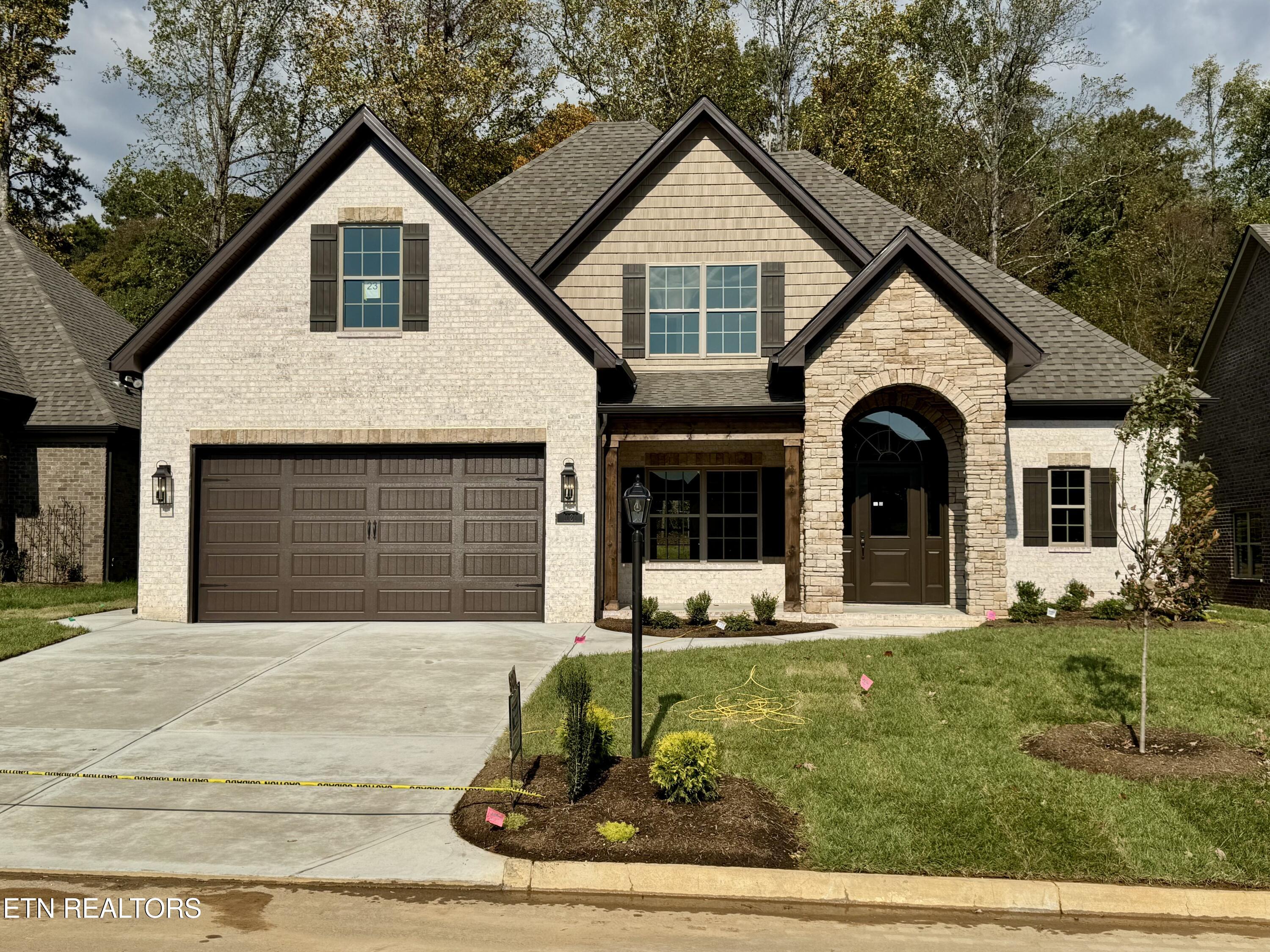 1121 Chardonnay Lane Knoxville TN 37932