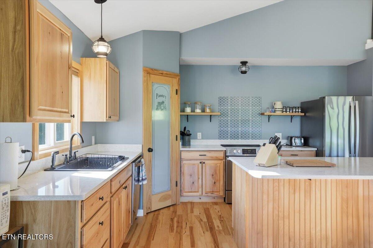 1321 Aqua Vista Way Newport TN 37821