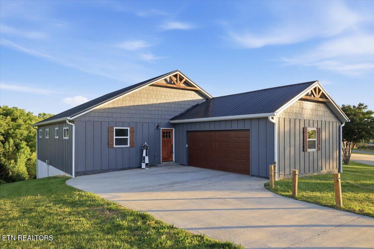 1321 Aqua Vista Way Newport TN 37821