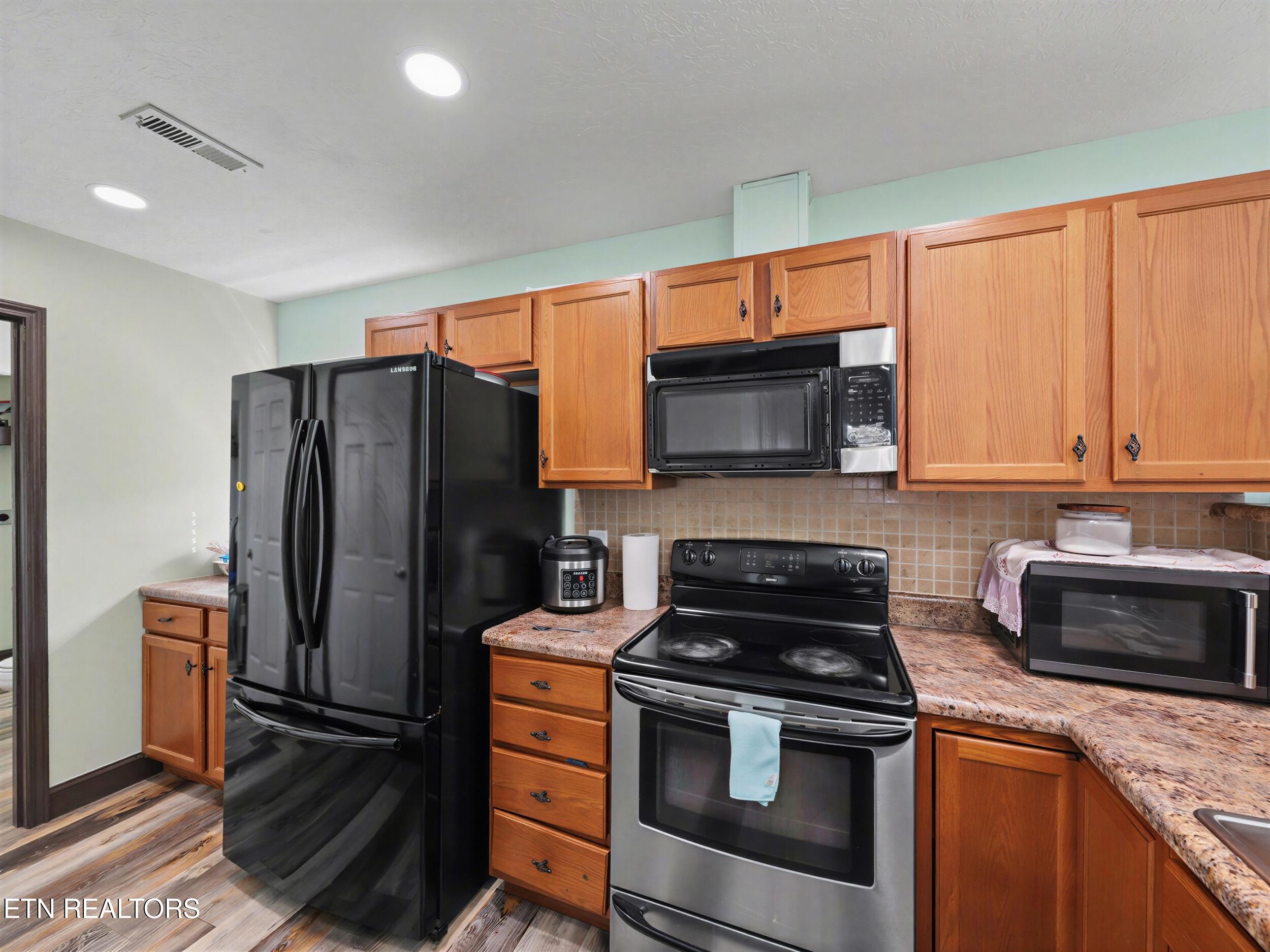 2948 Titanium Lane Knoxville TN 37918