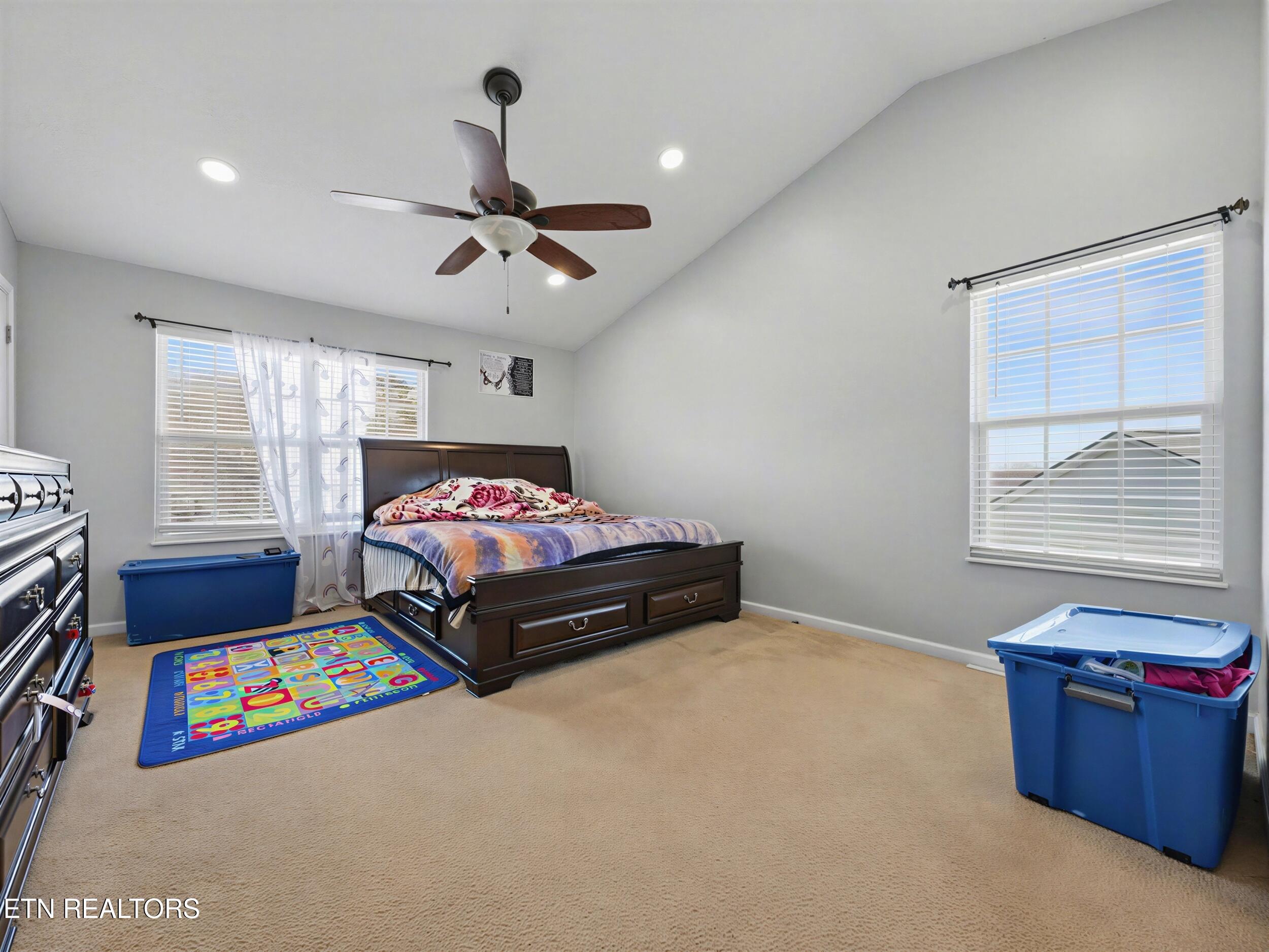 2948 Titanium Lane Knoxville TN 37918