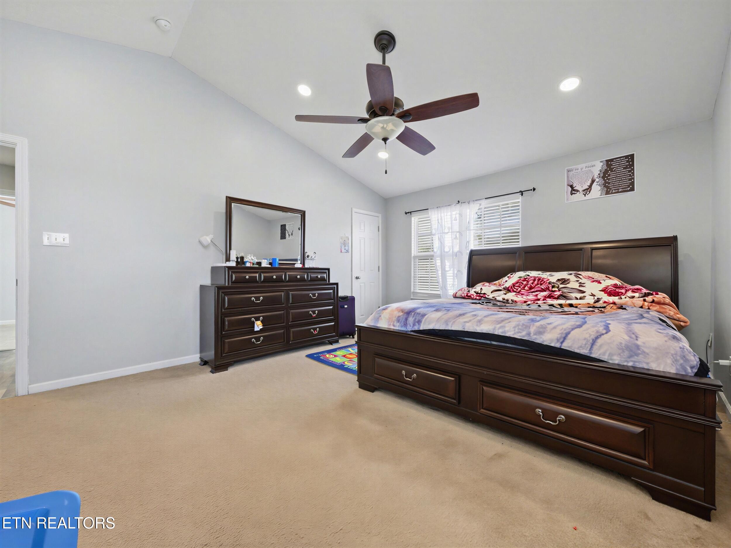 2948 Titanium Lane Knoxville TN 37918