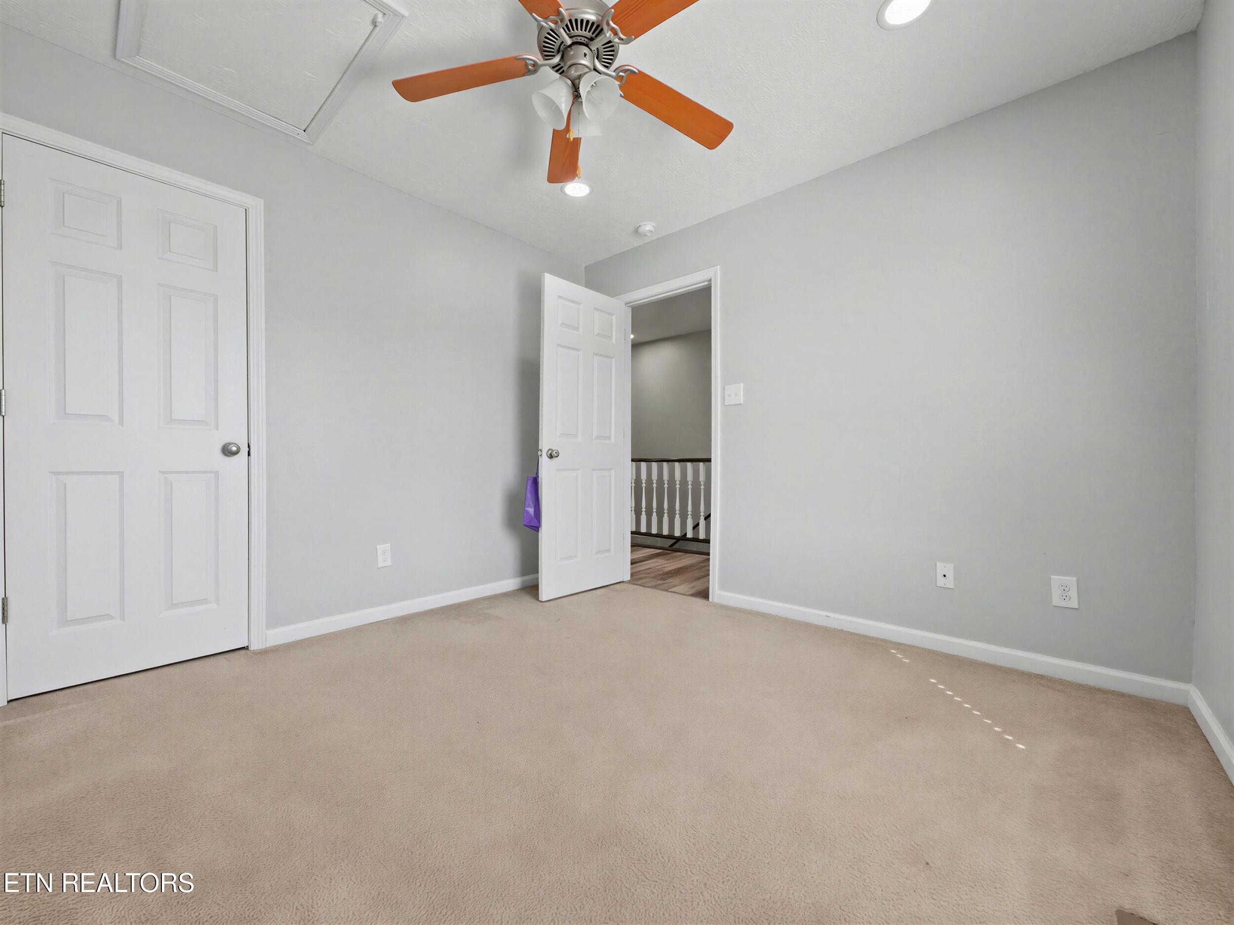 2948 Titanium Lane Knoxville TN 37918