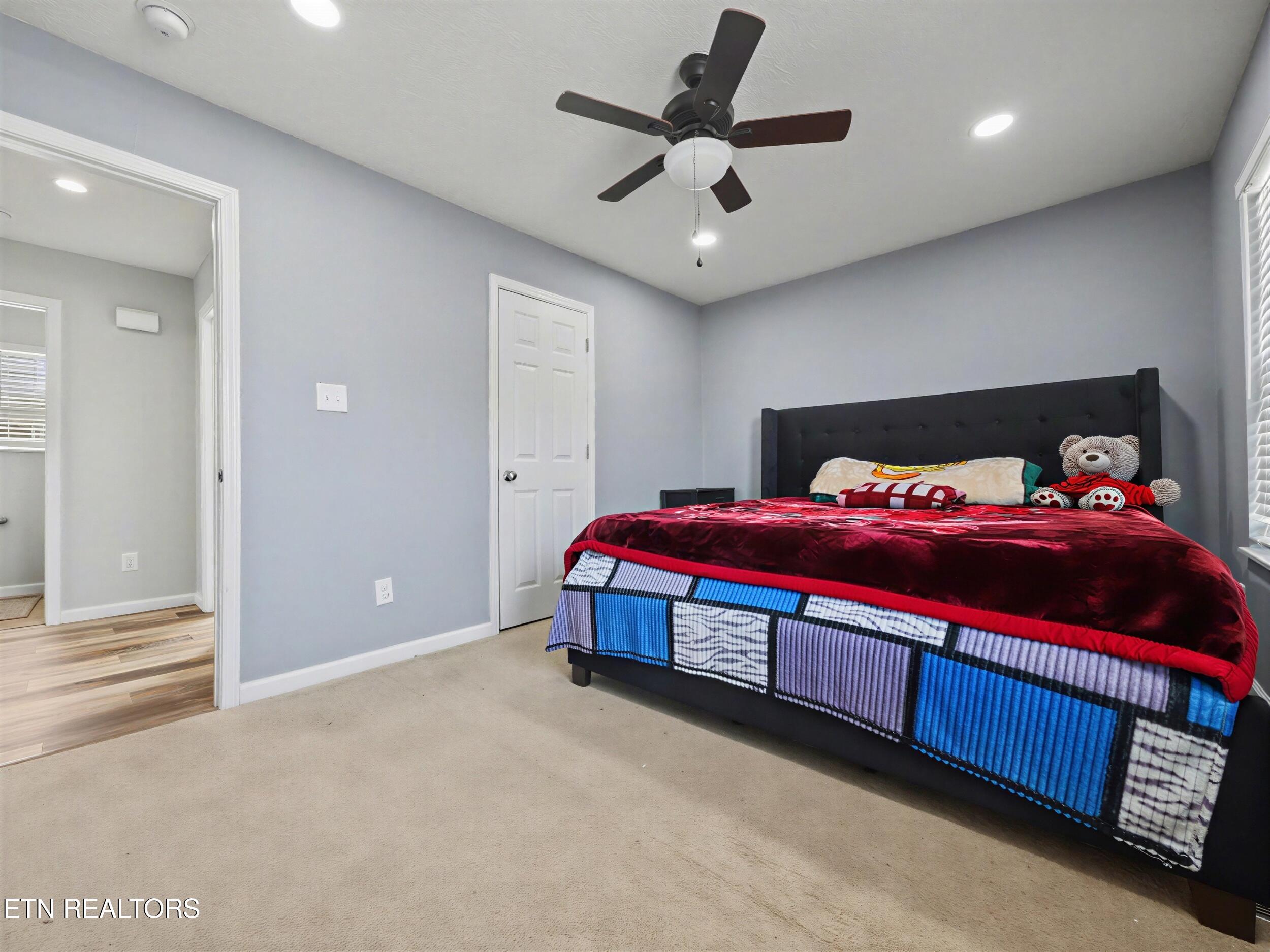 2948 Titanium Lane Knoxville TN 37918