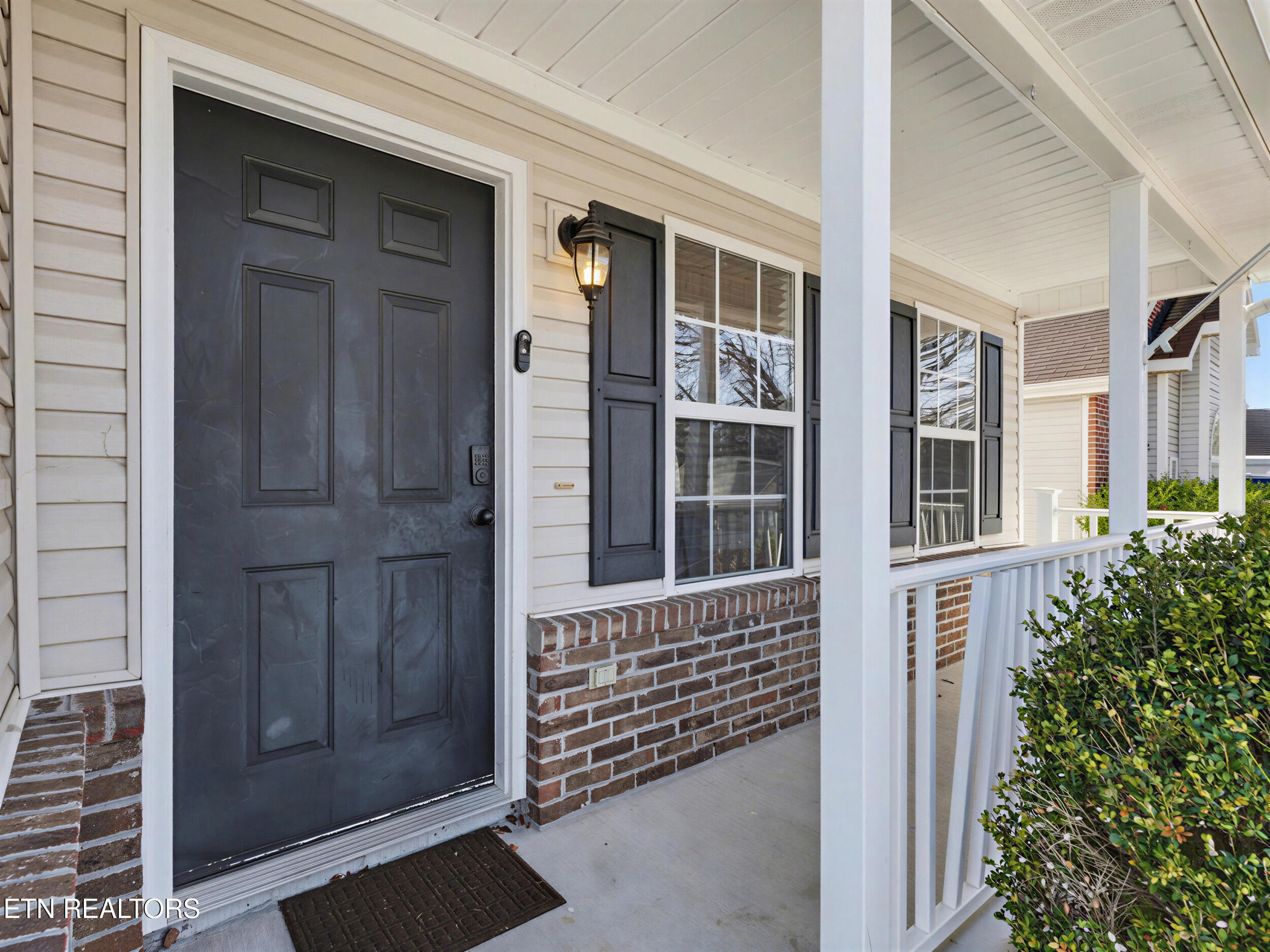 2948 Titanium Lane Knoxville TN 37918