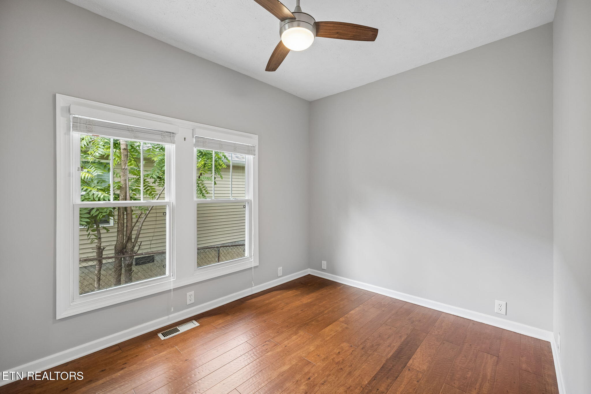 2502 Harvey Street Knoxville TN 37917