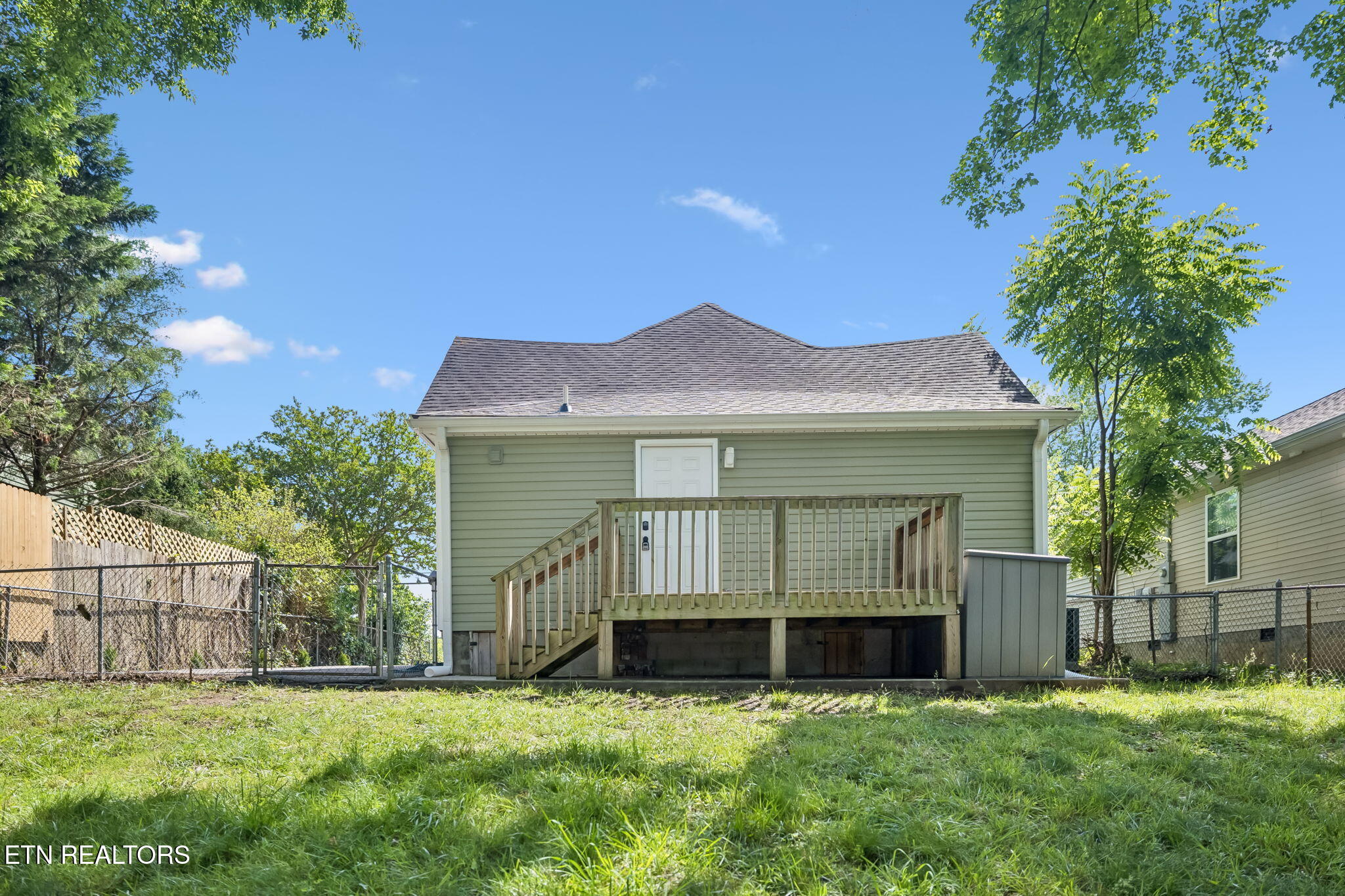 2502 Harvey Street Knoxville TN 37917
