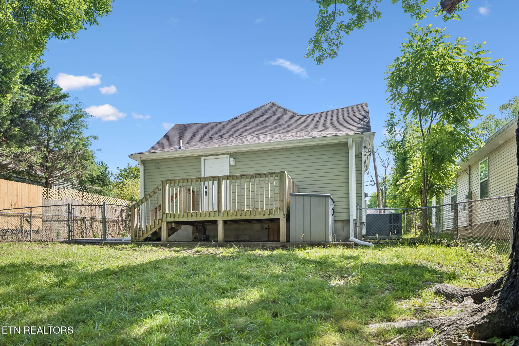 2502 Harvey Street Knoxville TN 37917