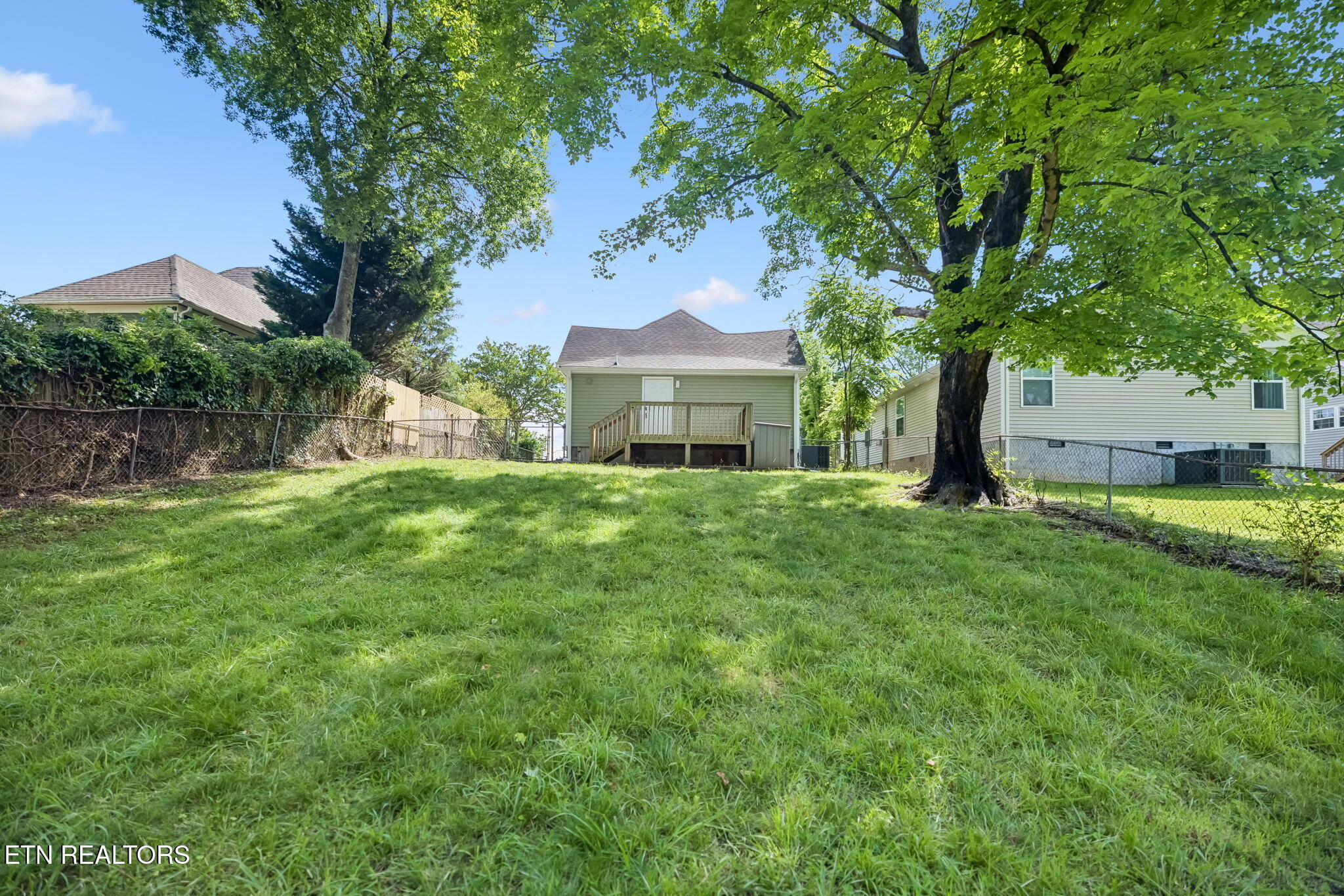 2502 Harvey Street Knoxville TN 37917