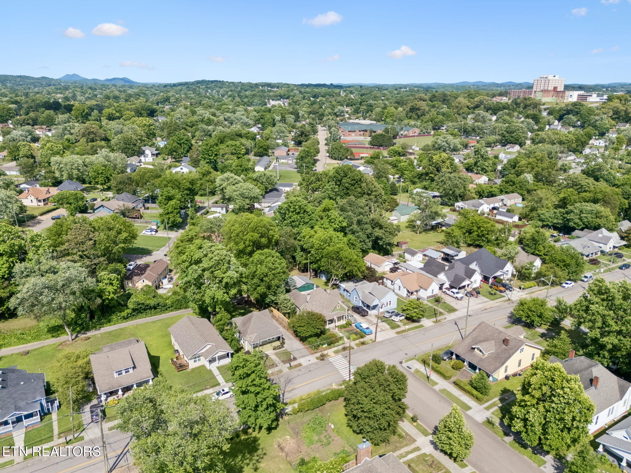 2502 Harvey Street Knoxville TN 37917