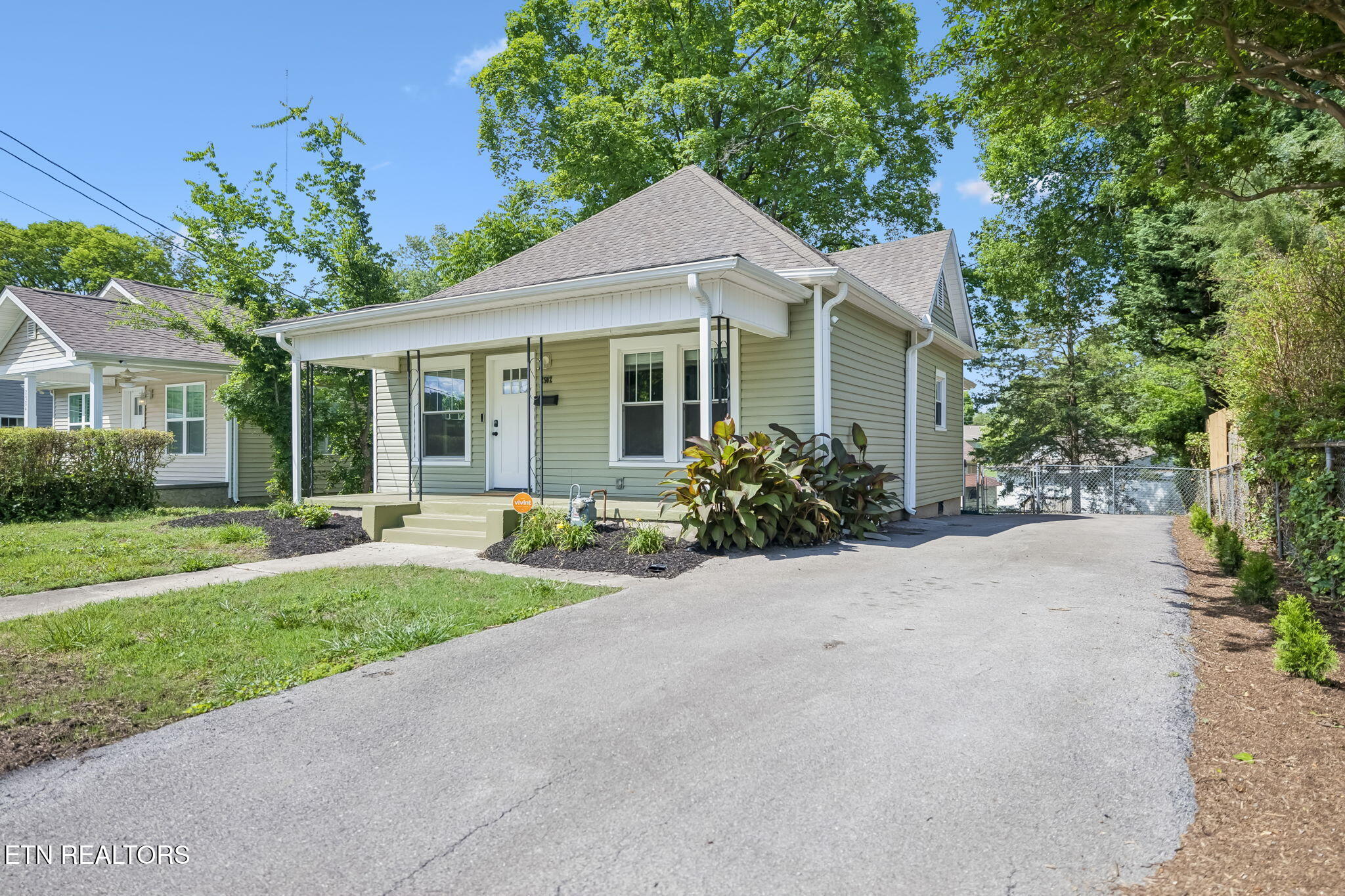 2502 Harvey Street Knoxville TN 37917