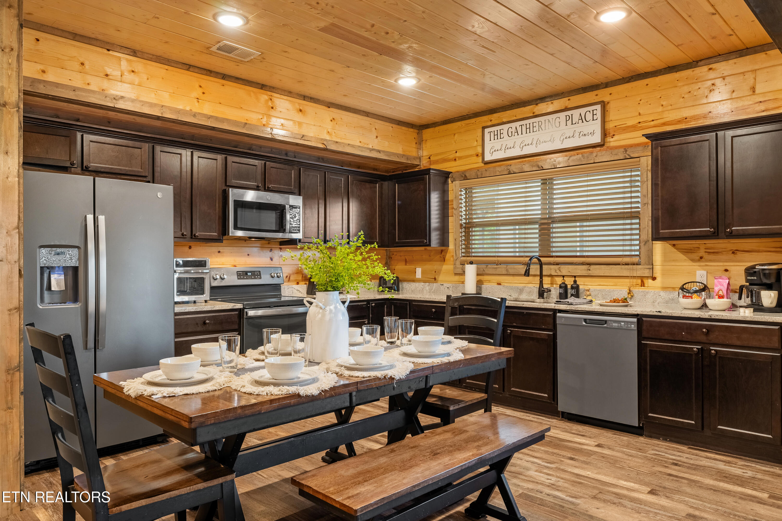 1654 Veterans Boulevard Sevierville TN 37862