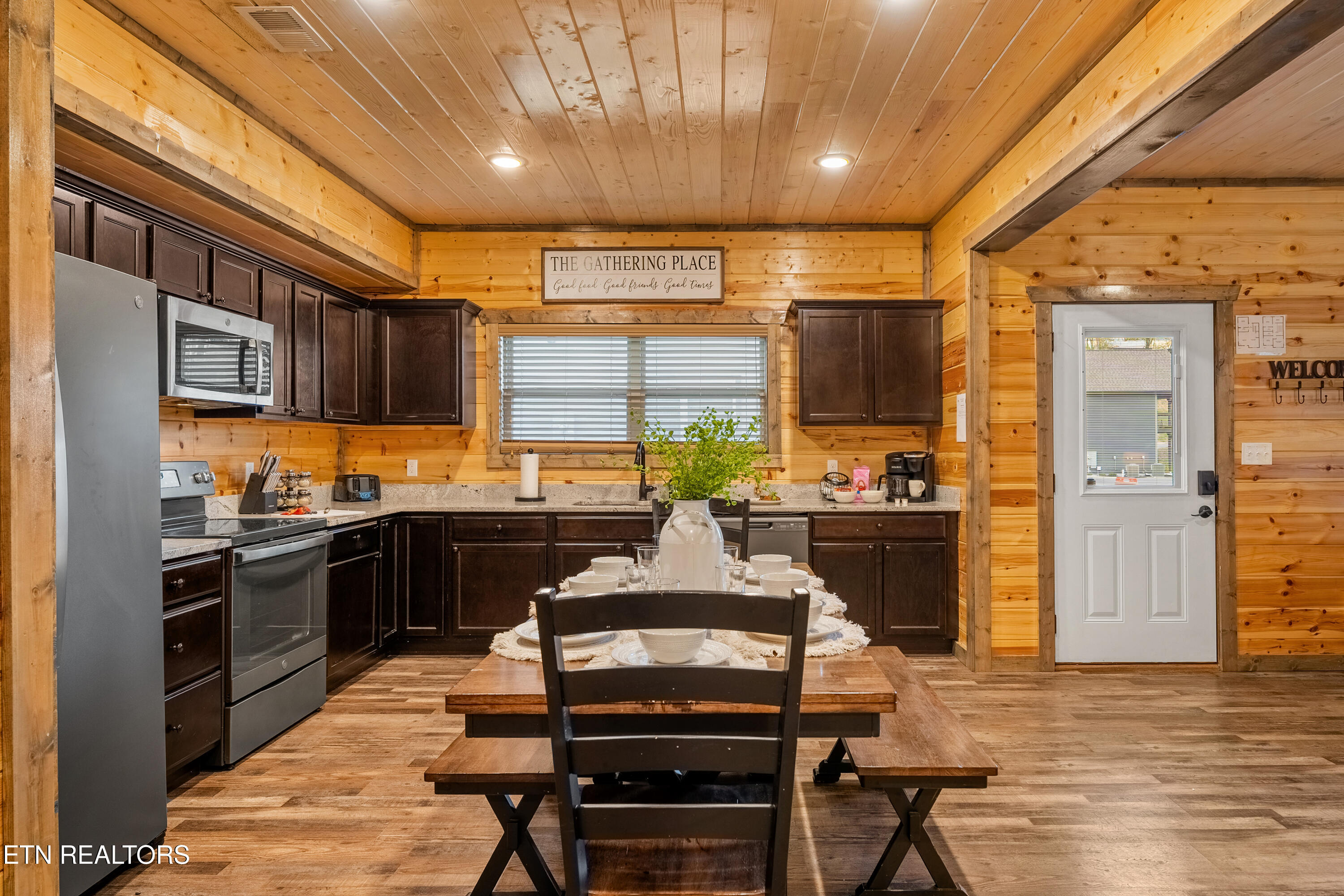 1654 Veterans Boulevard Sevierville TN 37862