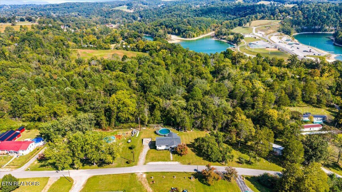 234 College Park Road Lafollette TN 37766