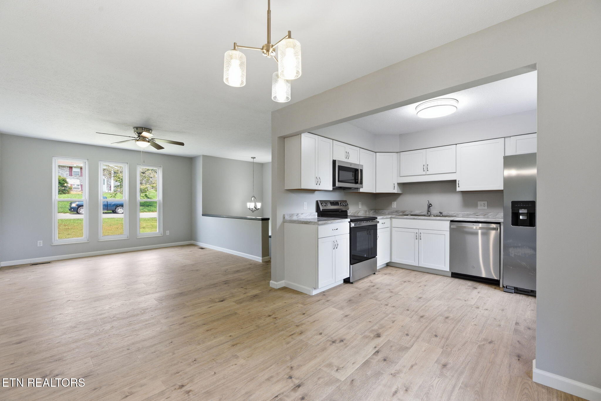 6616 Greenview Drive Knoxville TN 37918