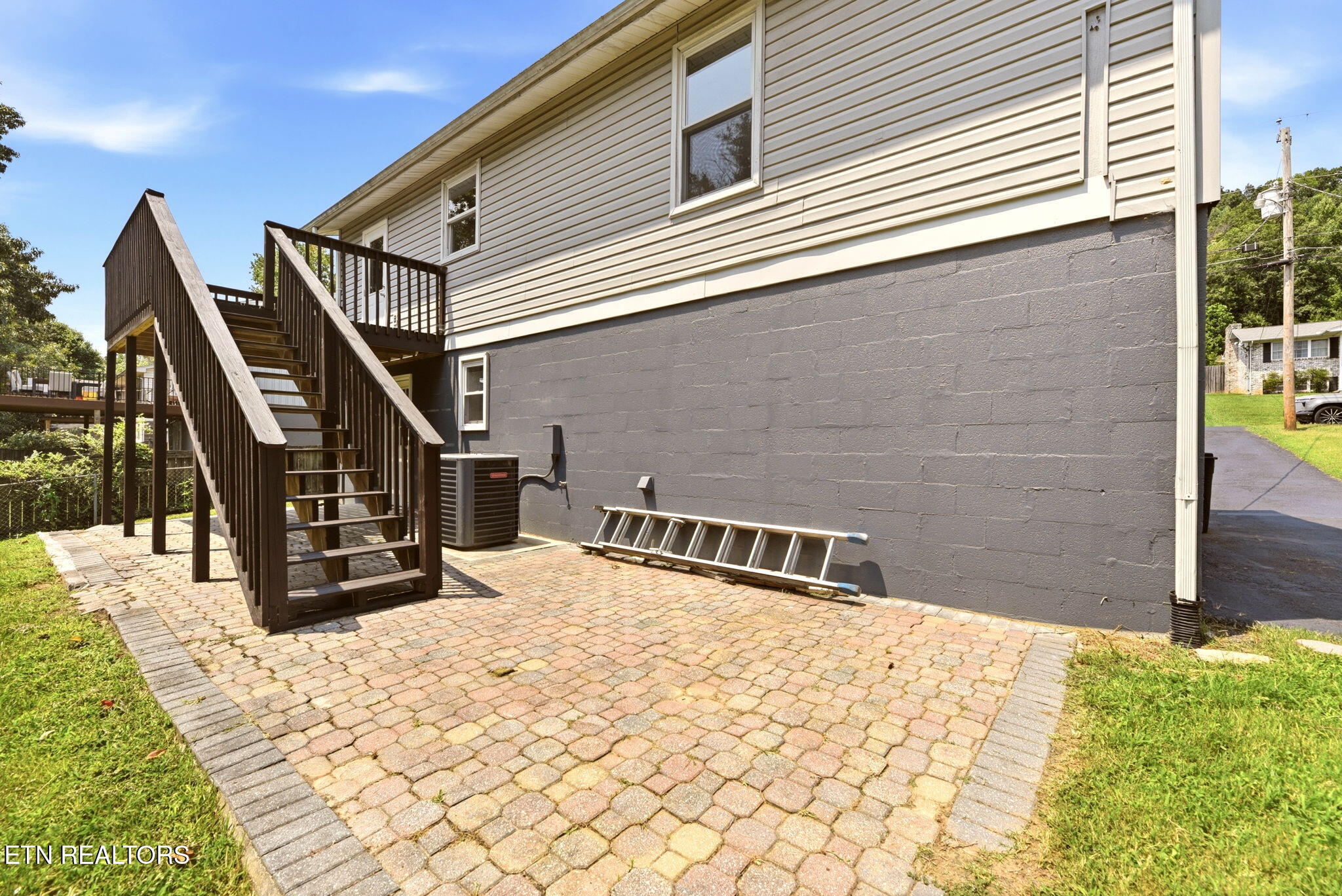 6616 Greenview Drive Knoxville TN 37918
