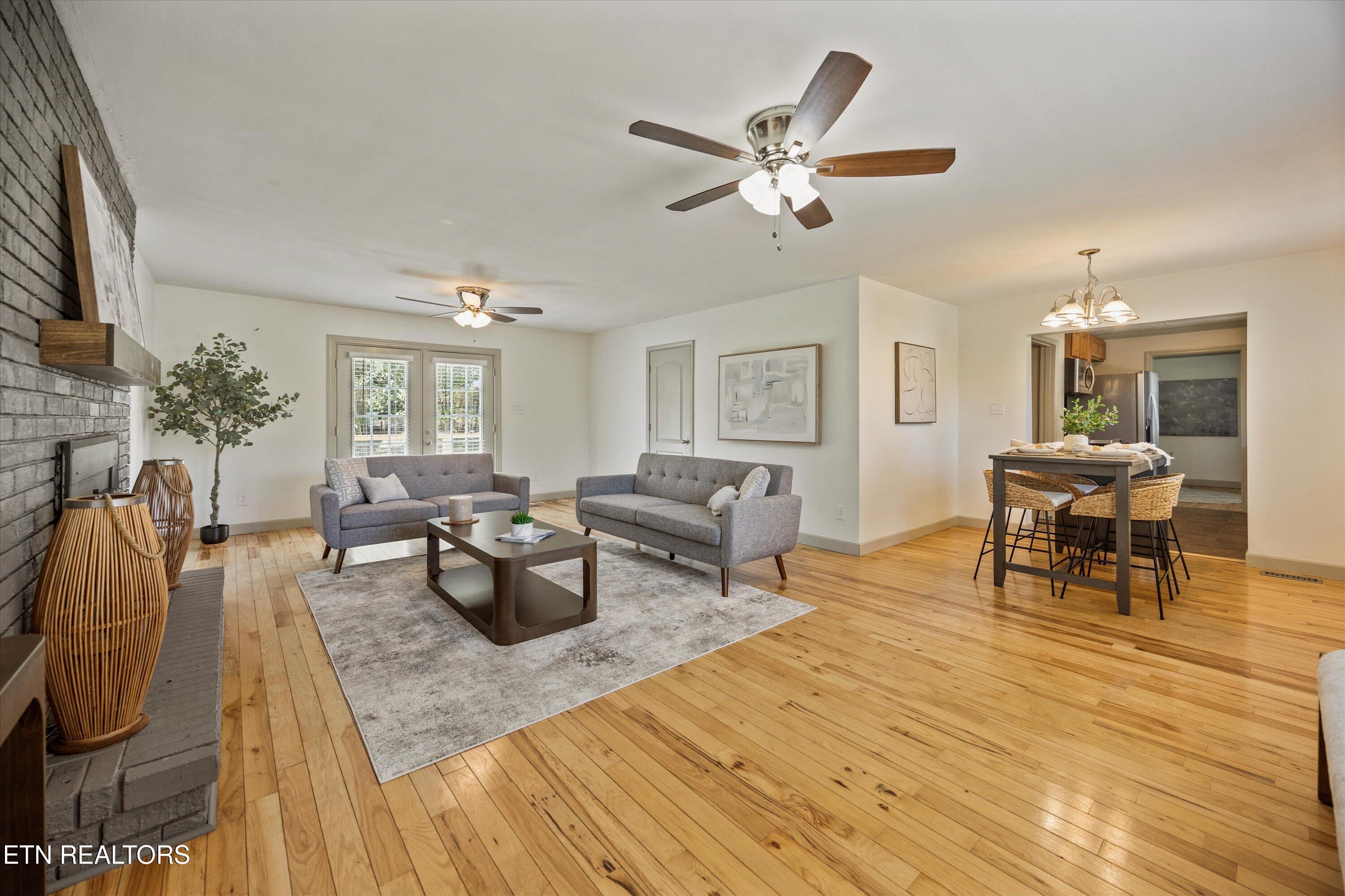 209 S Laurel Circle Knoxville TN 37912
