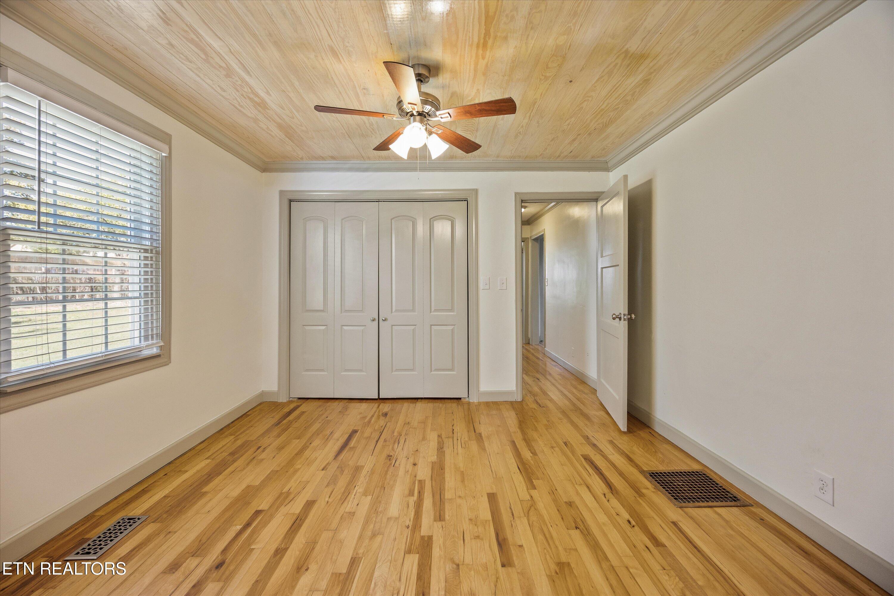 209 S Laurel Circle Knoxville TN 37912