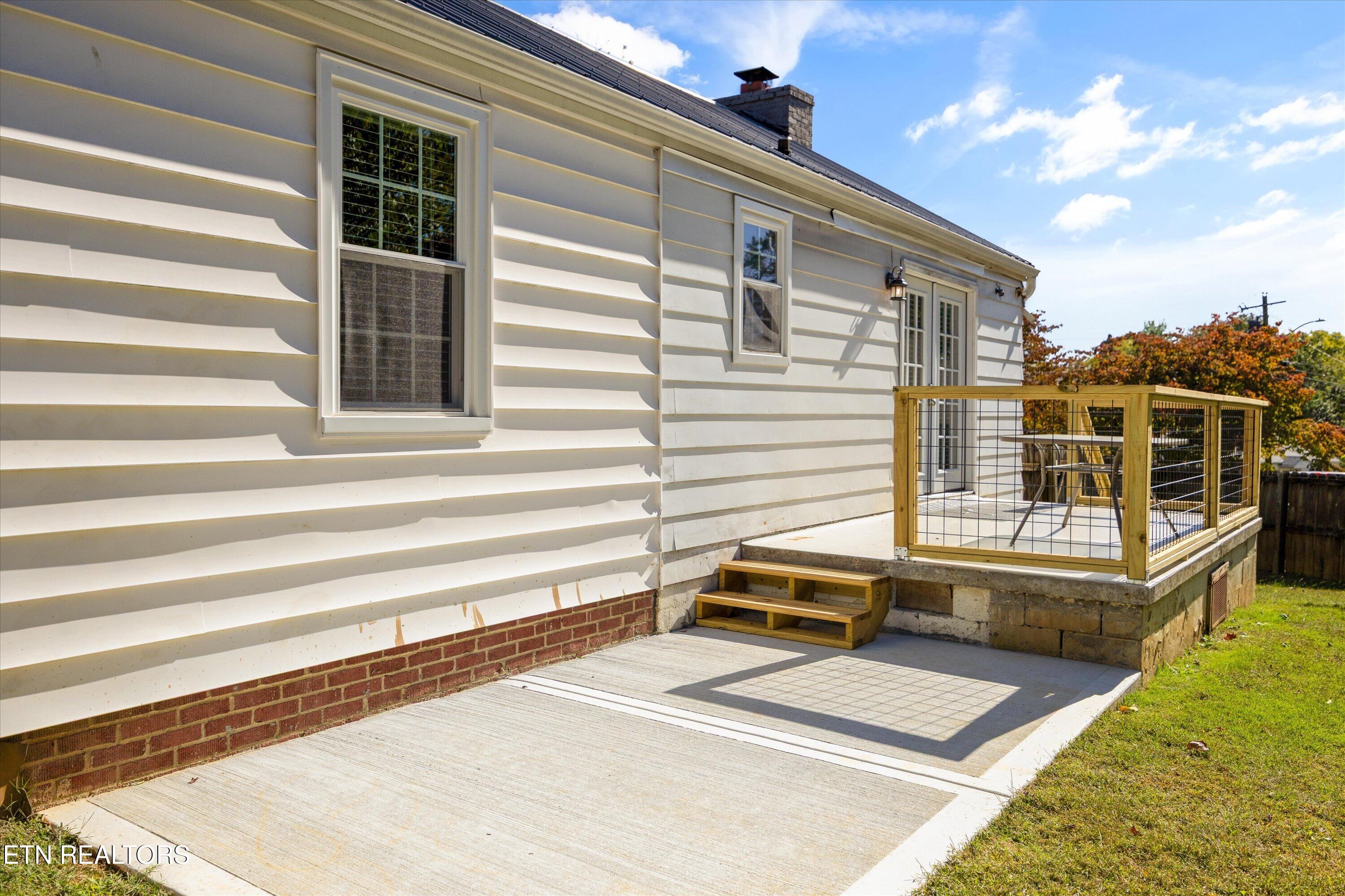 209 S Laurel Circle Knoxville TN 37912
