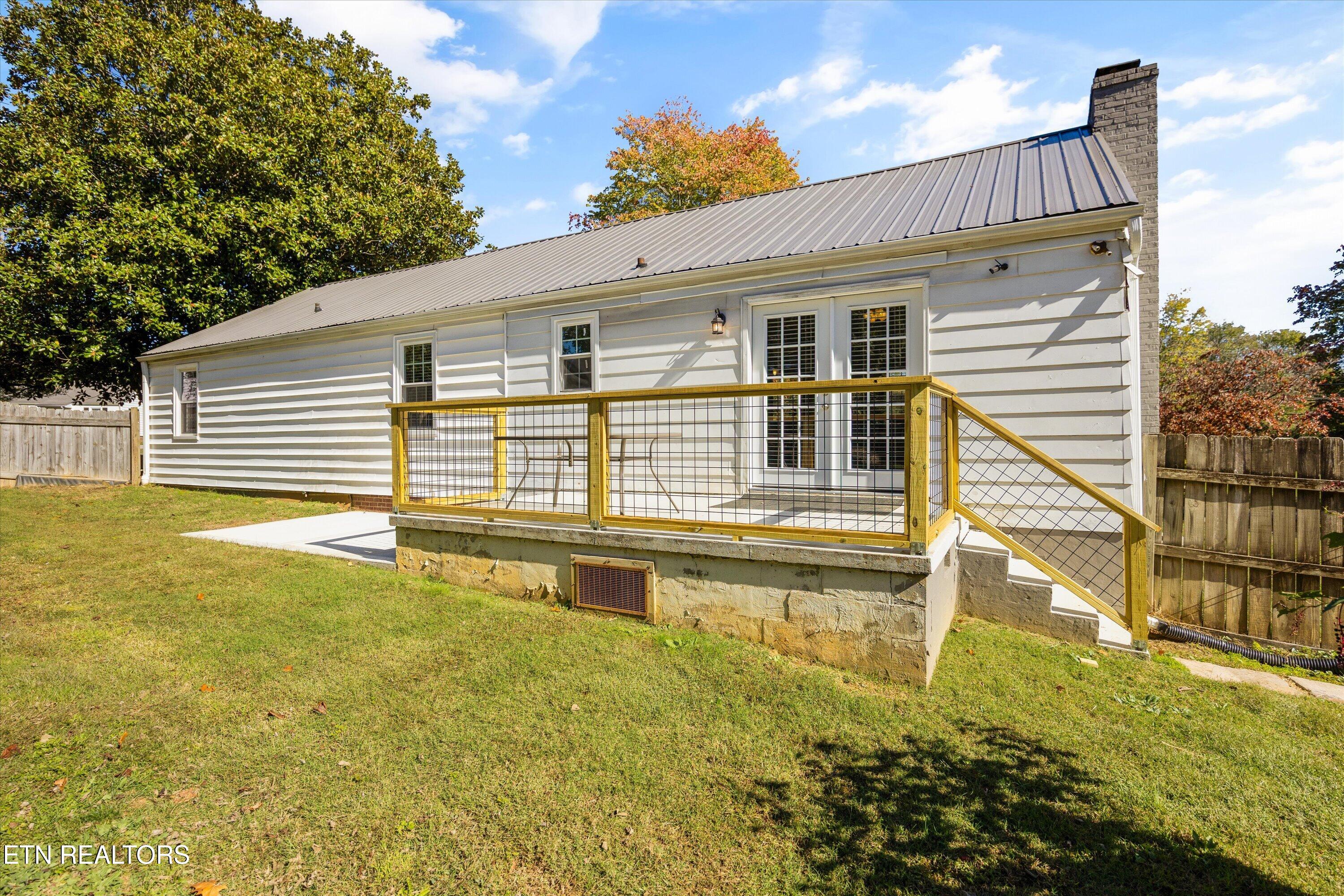 209 S Laurel Circle Knoxville TN 37912