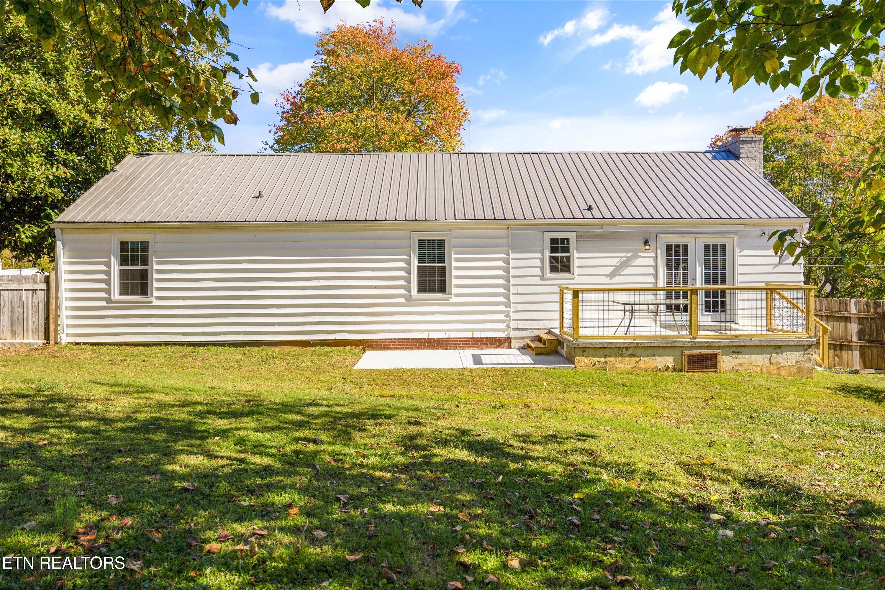209 S Laurel Circle Knoxville TN 37912
