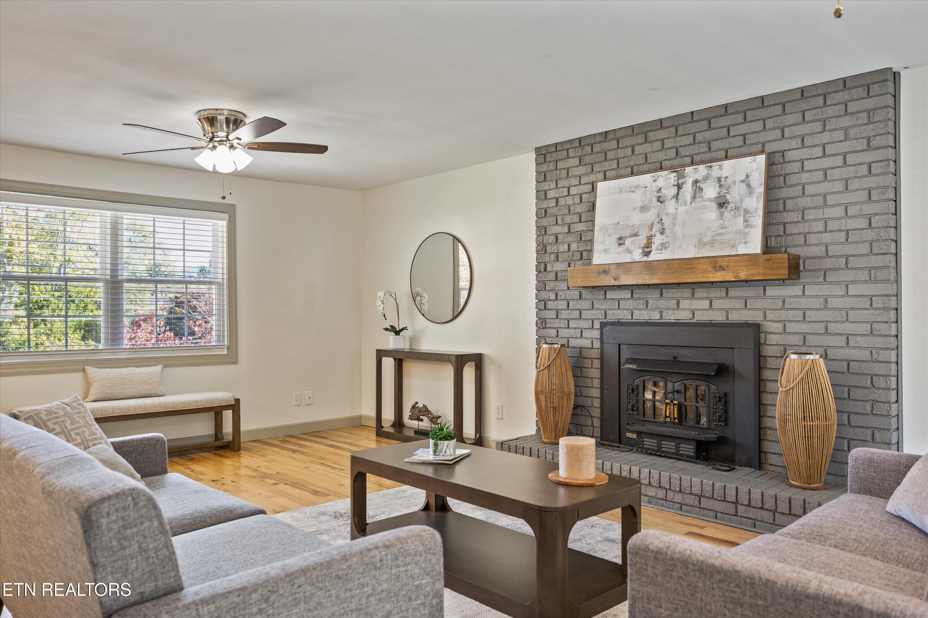 209 S Laurel Circle Knoxville TN 37912