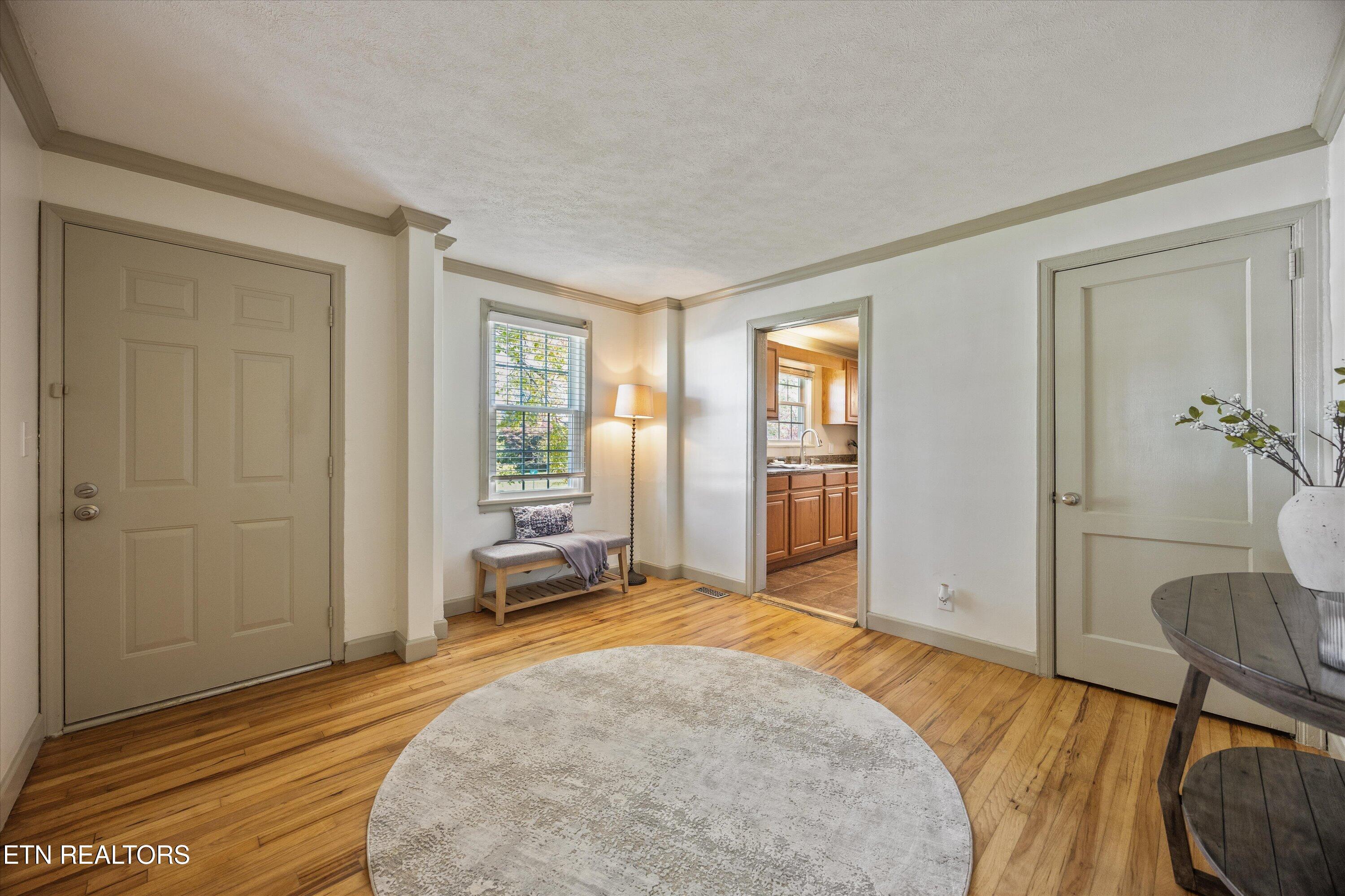 209 S Laurel Circle Knoxville TN 37912