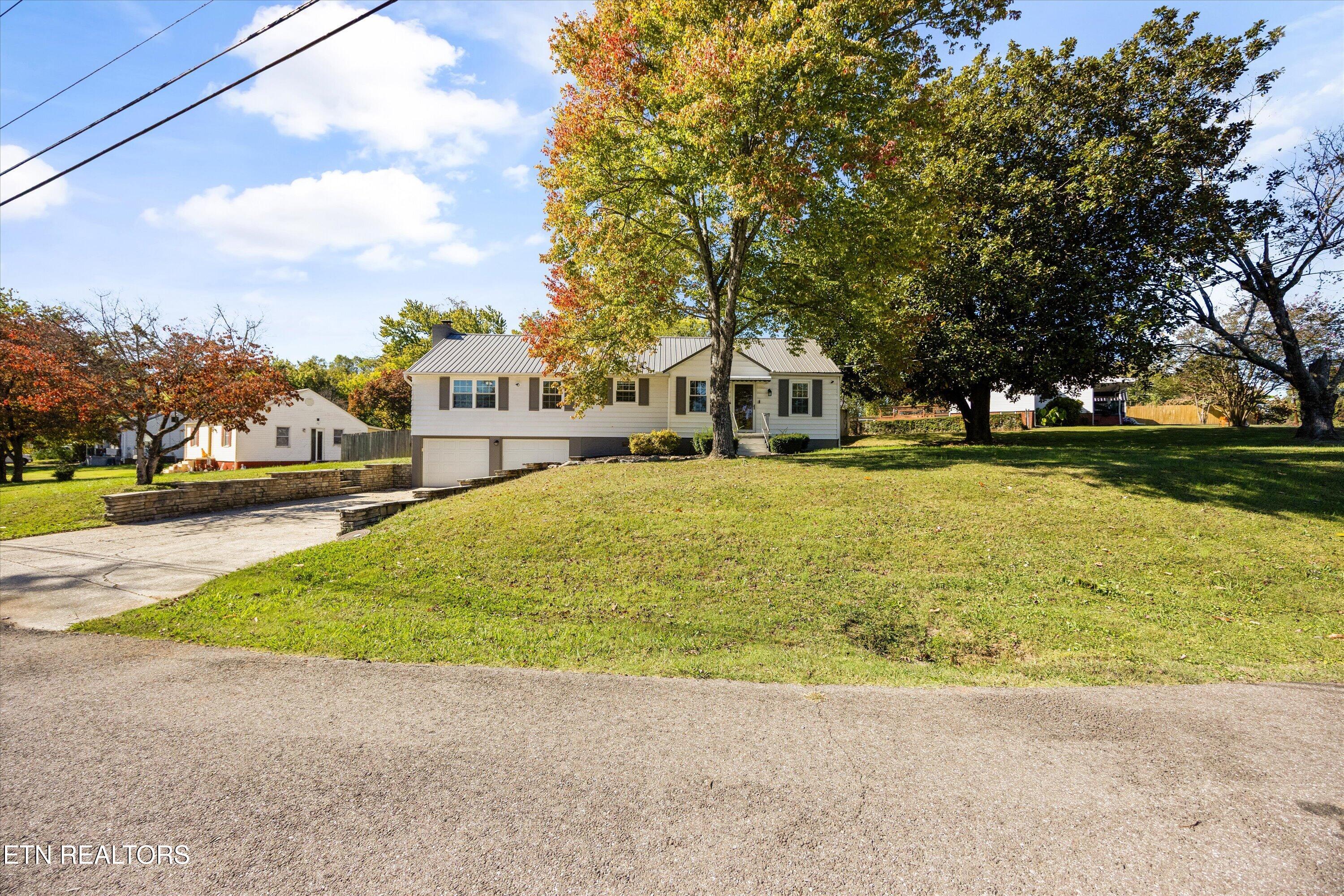 209 S Laurel Circle Knoxville TN 37912