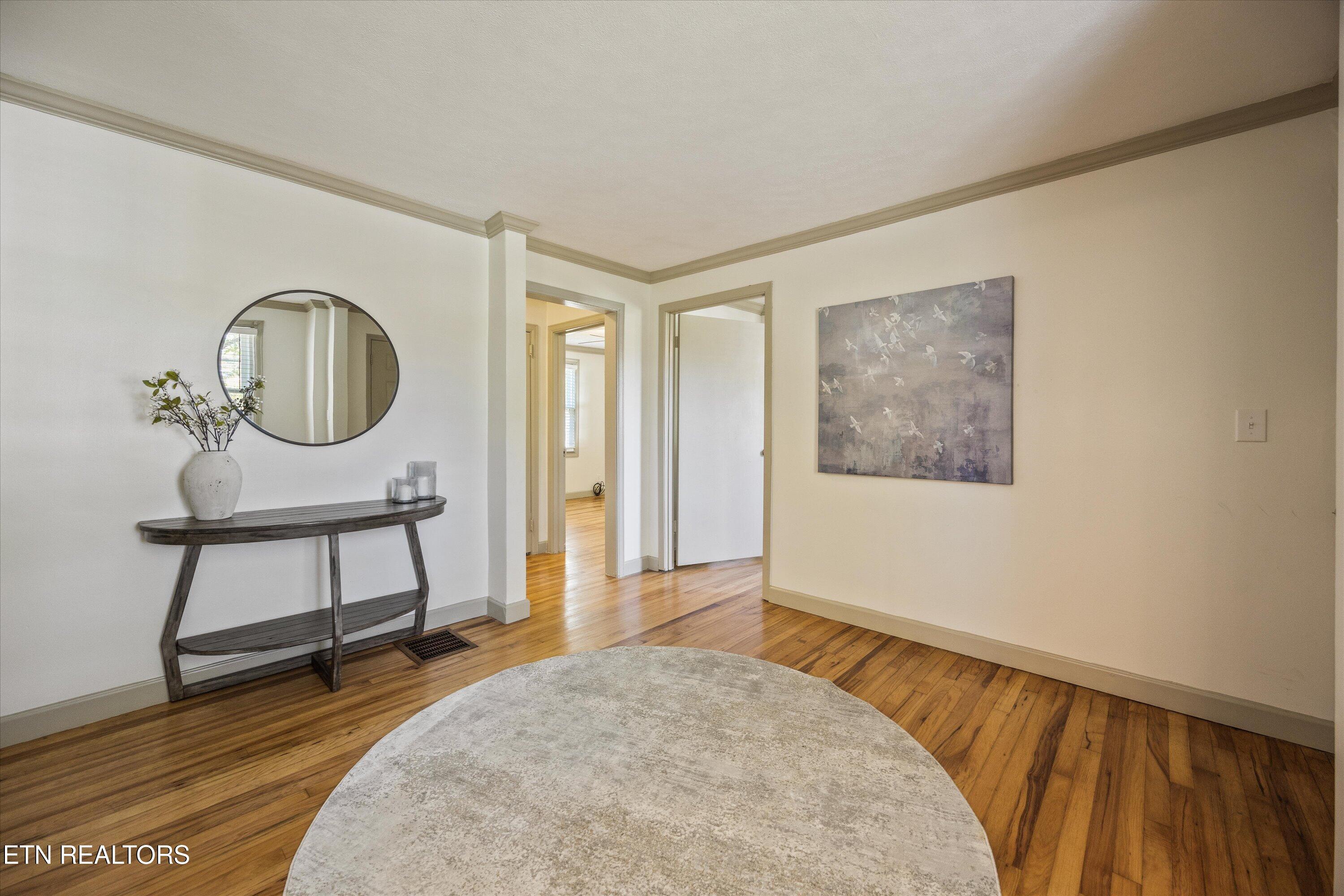 209 S Laurel Circle Knoxville TN 37912