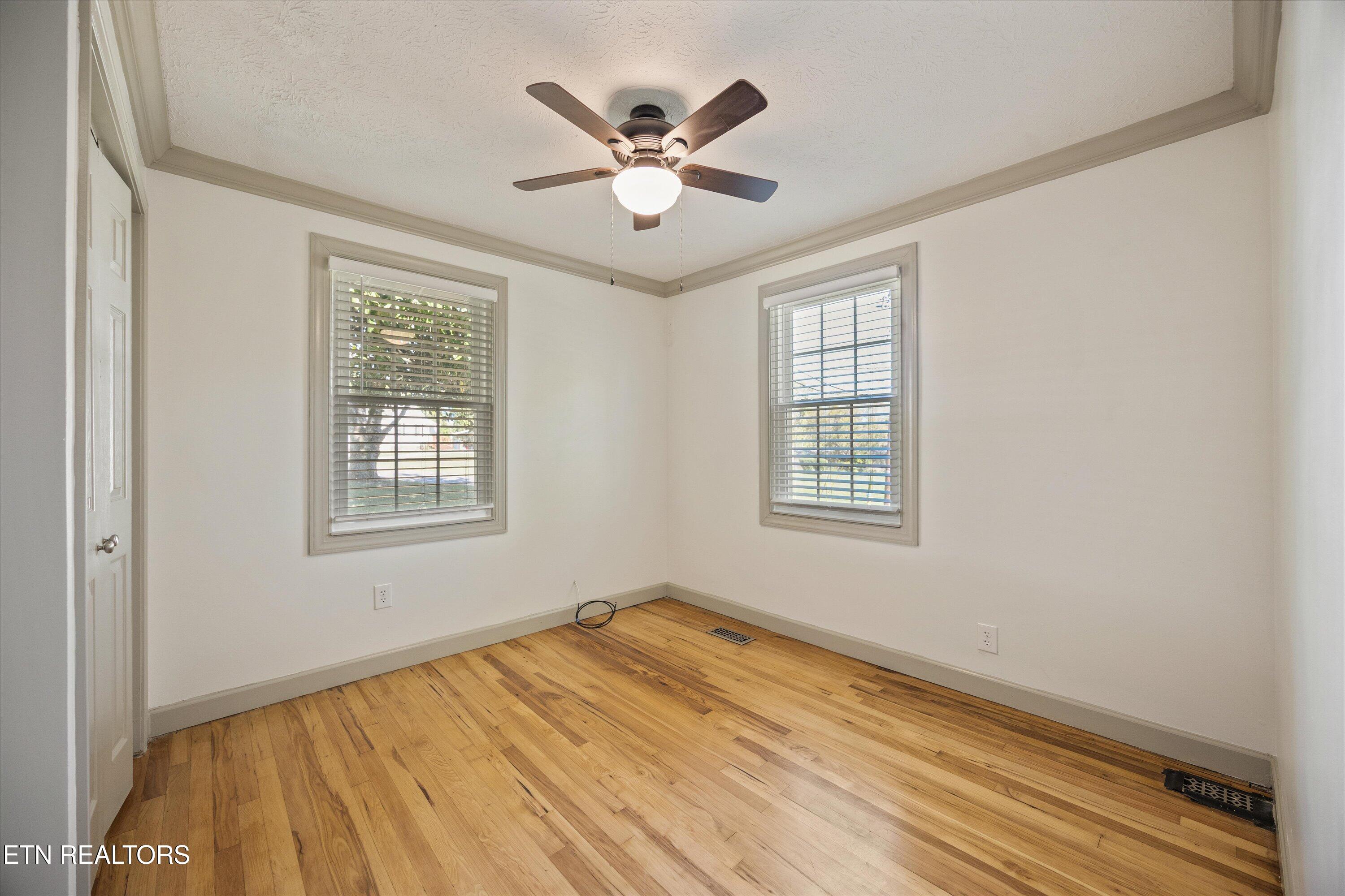 209 S Laurel Circle Knoxville TN 37912