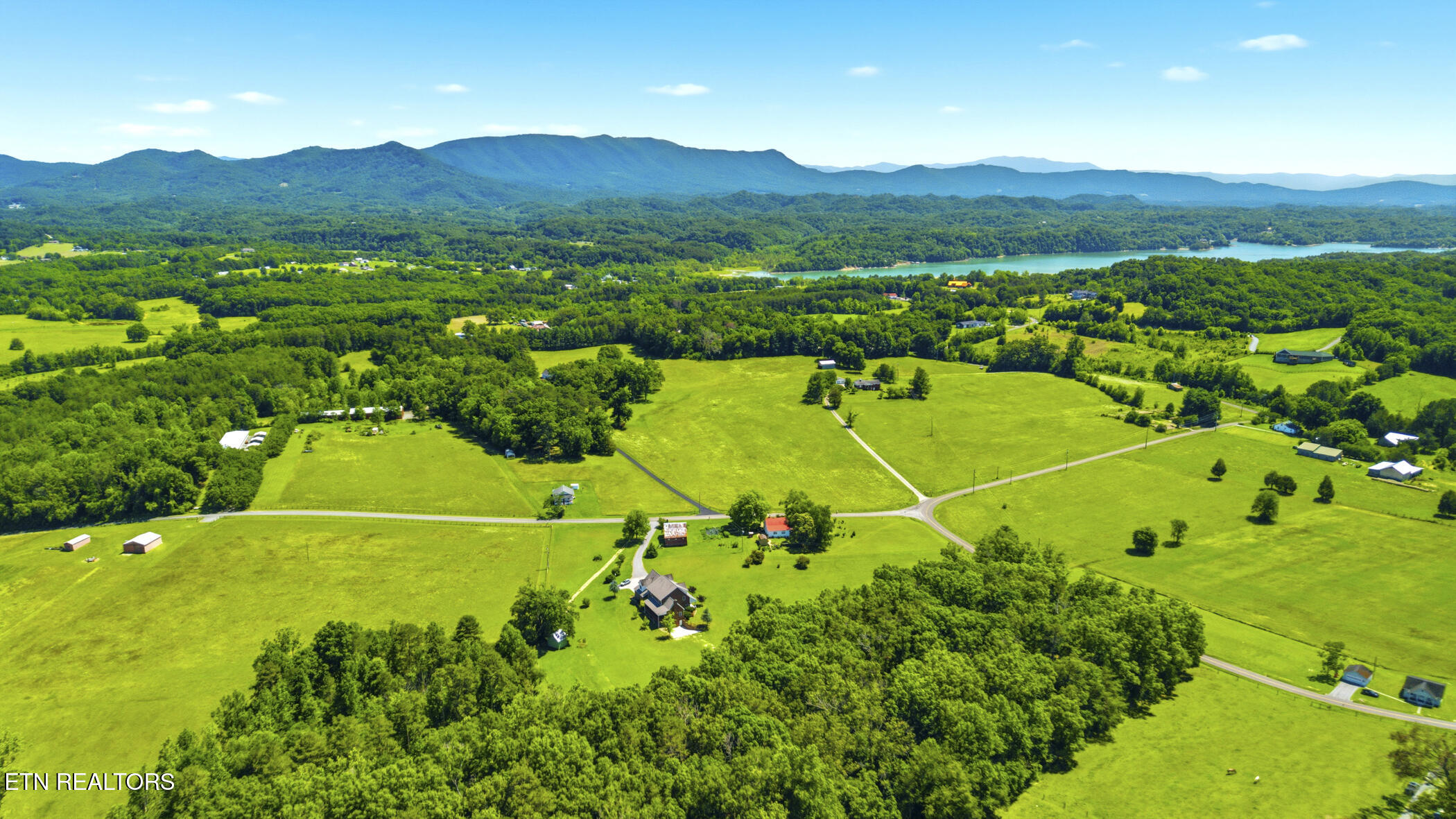 3068 Beecarter Road Dandridge TN 37725