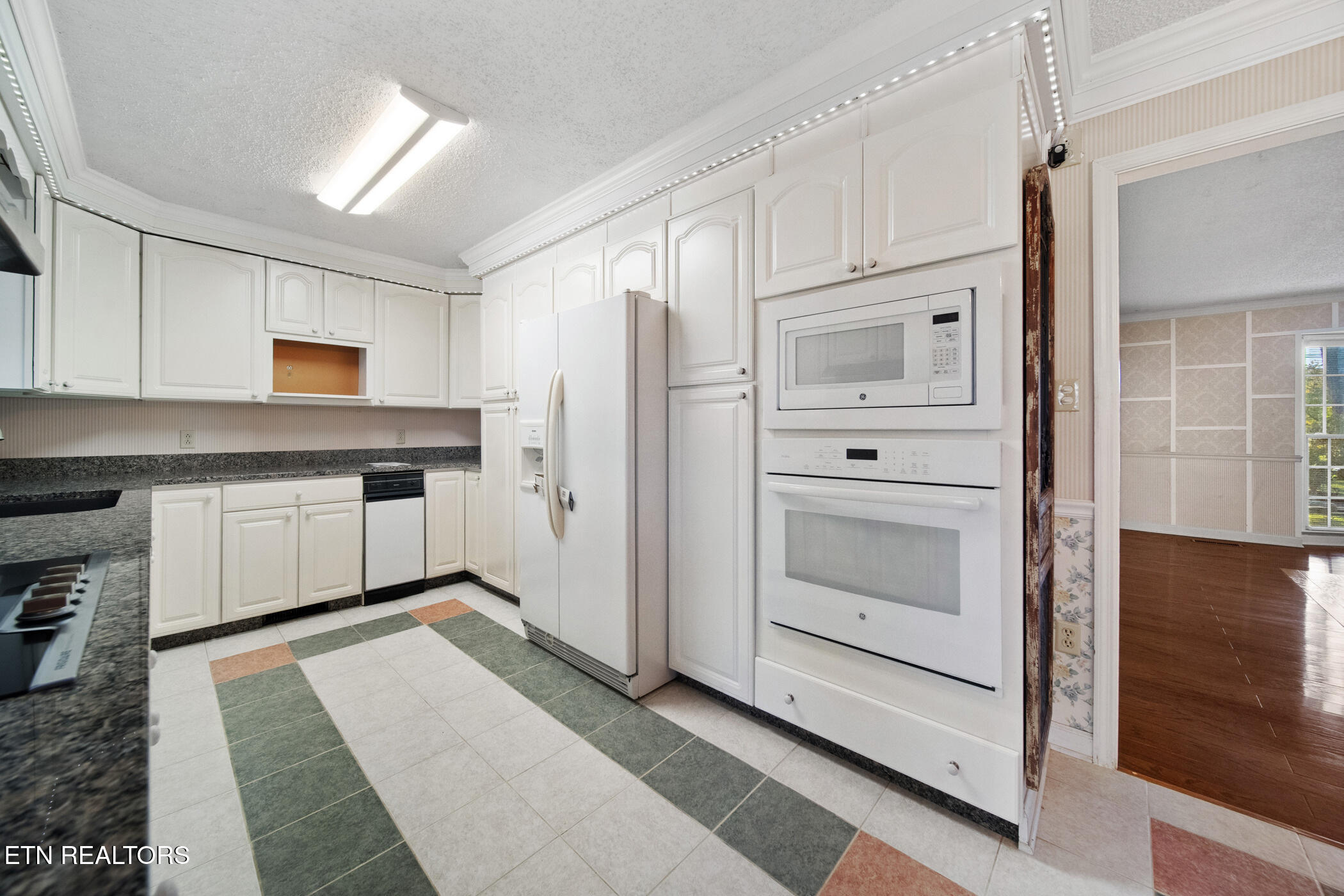 949 Highway 25-32 White Pine TN 37890