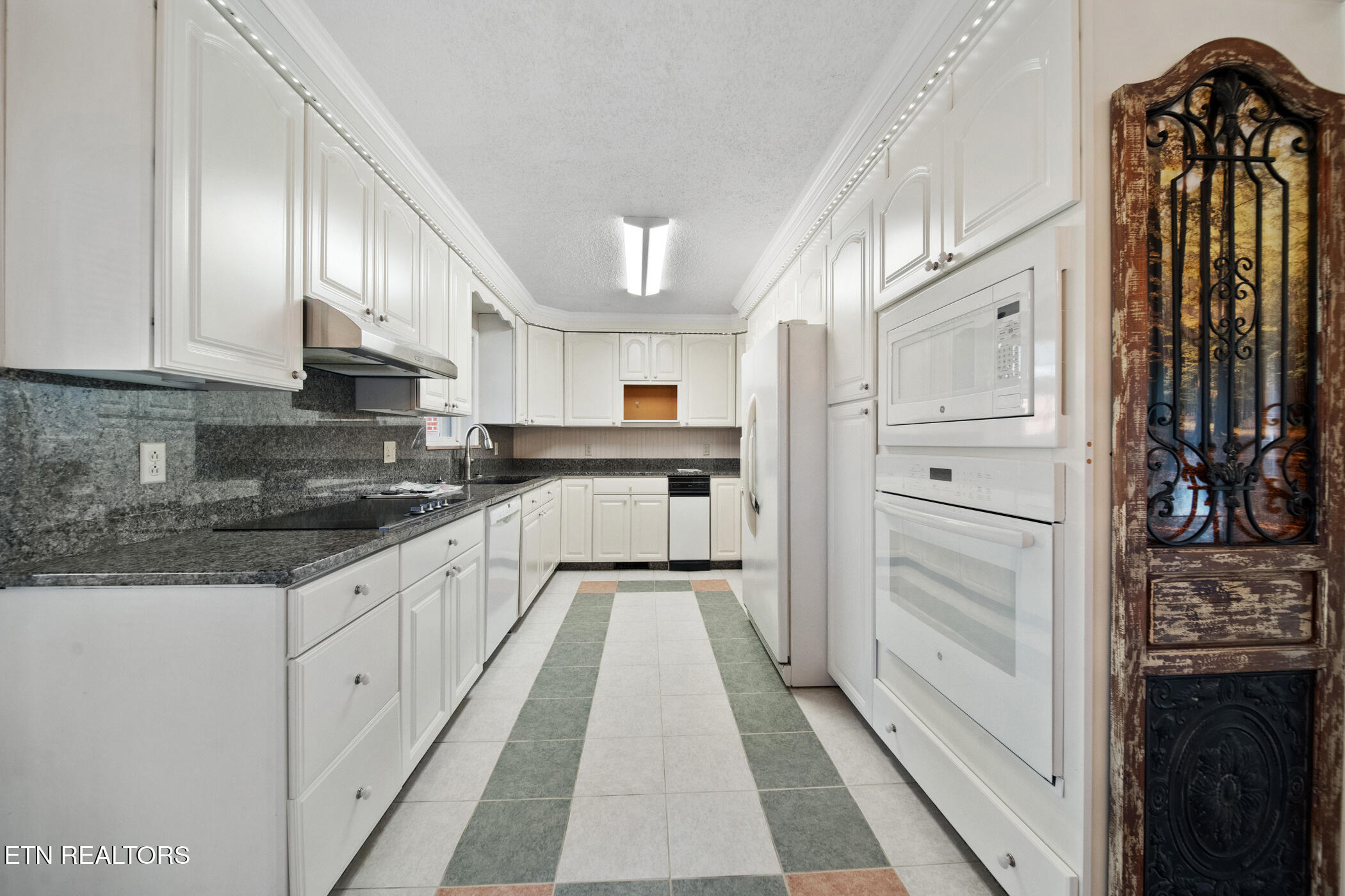 949 Highway 25-32 White Pine TN 37890