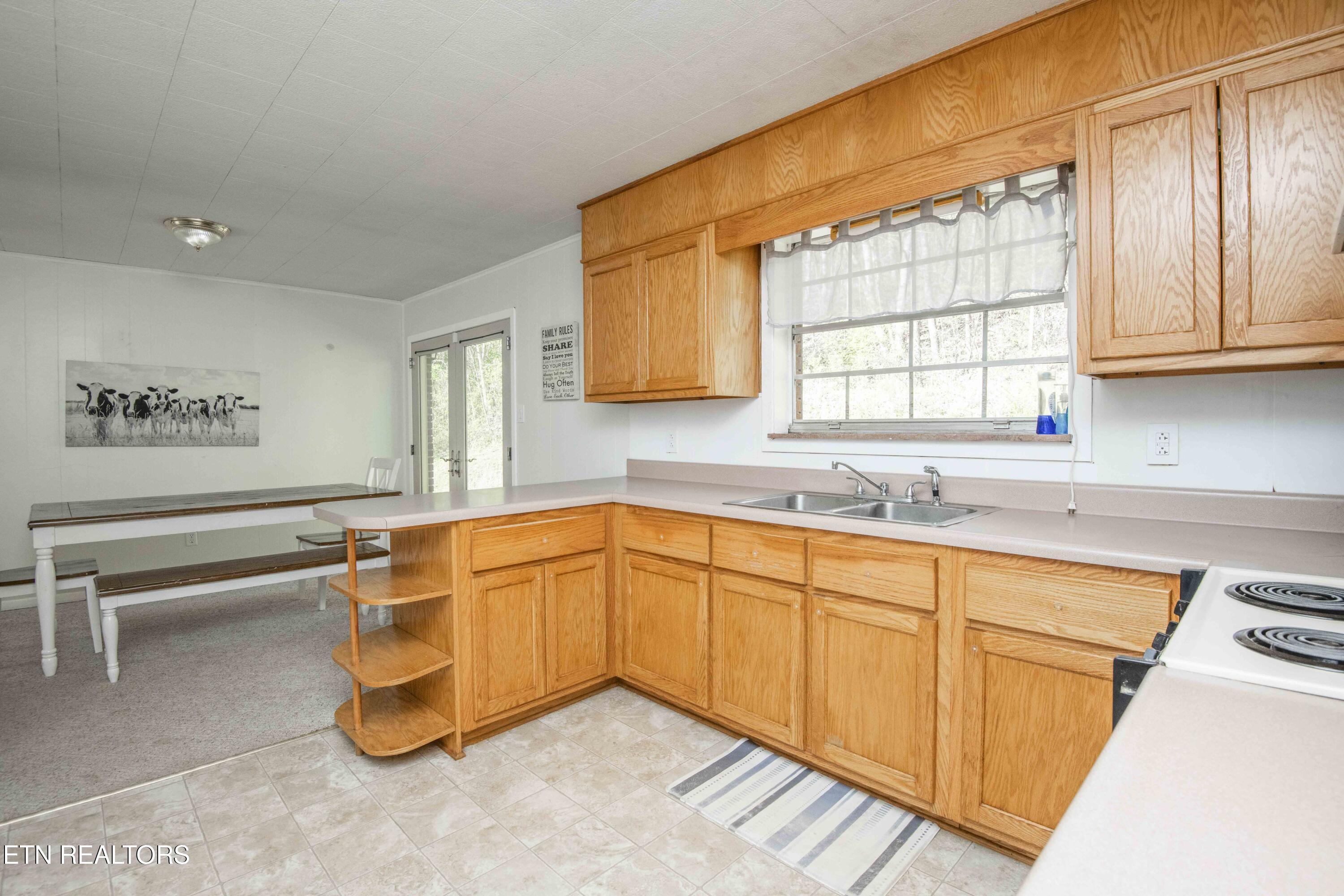 624 Baumgartner Road Harriman TN 37748