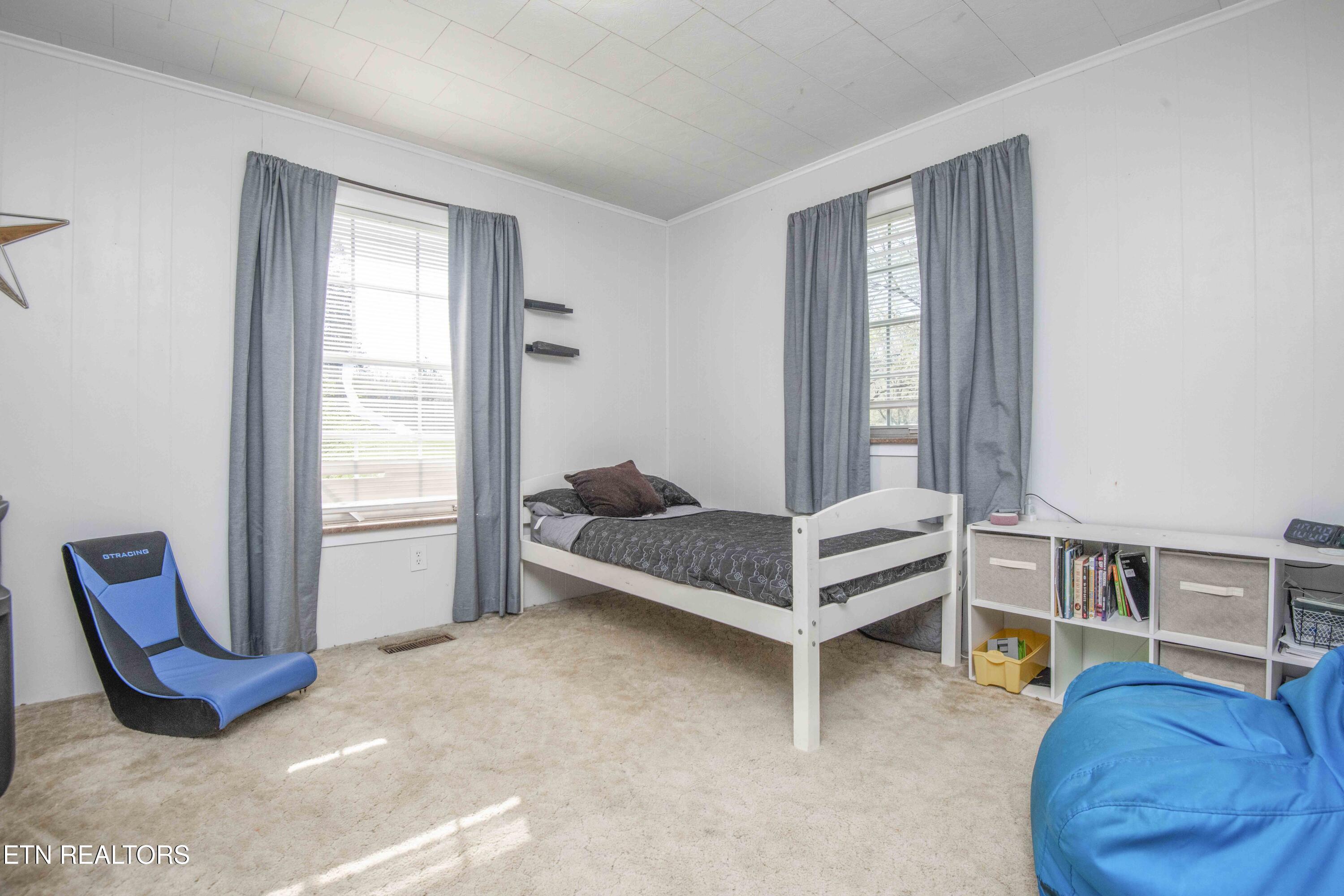 624 Baumgartner Road Harriman TN 37748