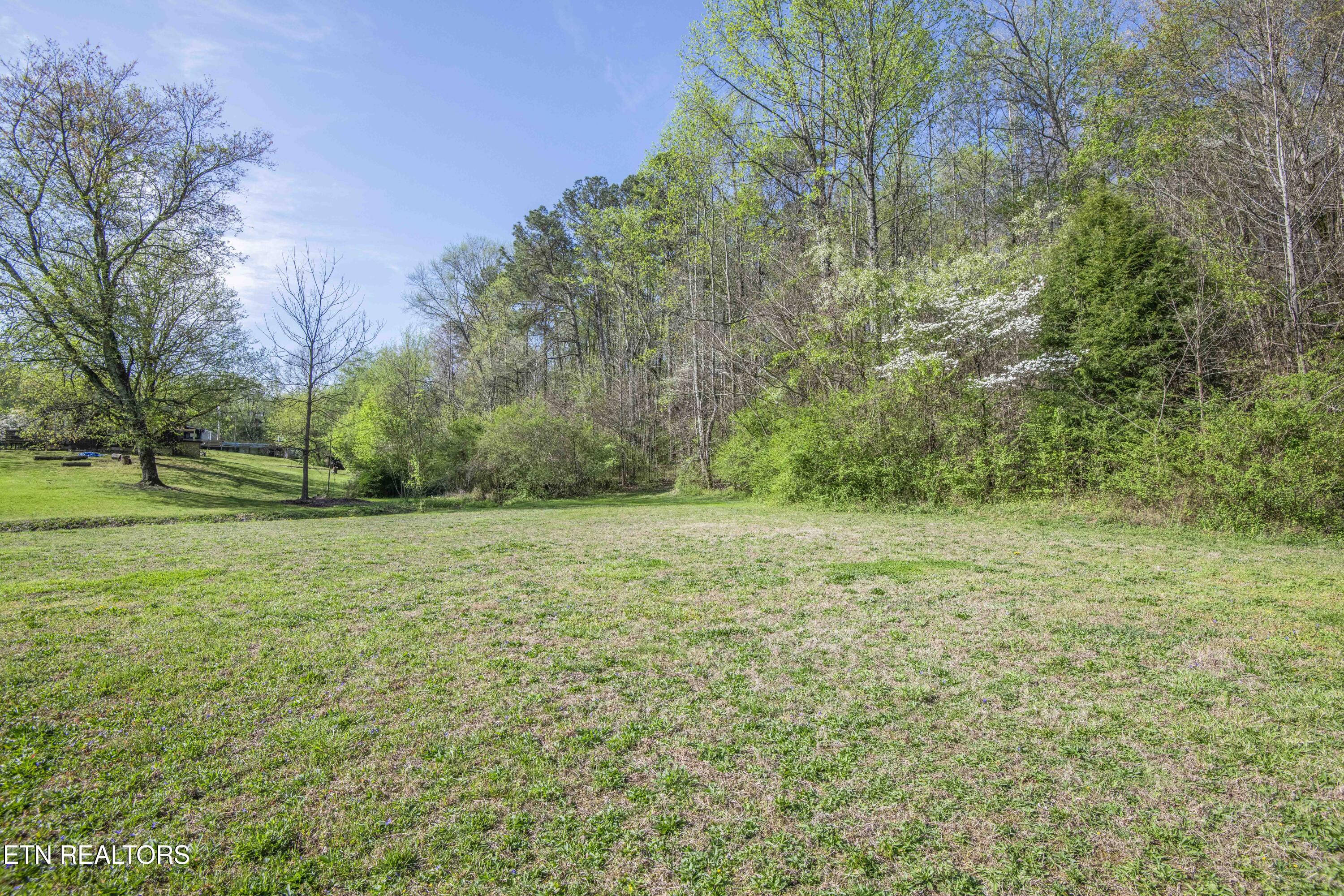 624 Baumgartner Road Harriman TN 37748