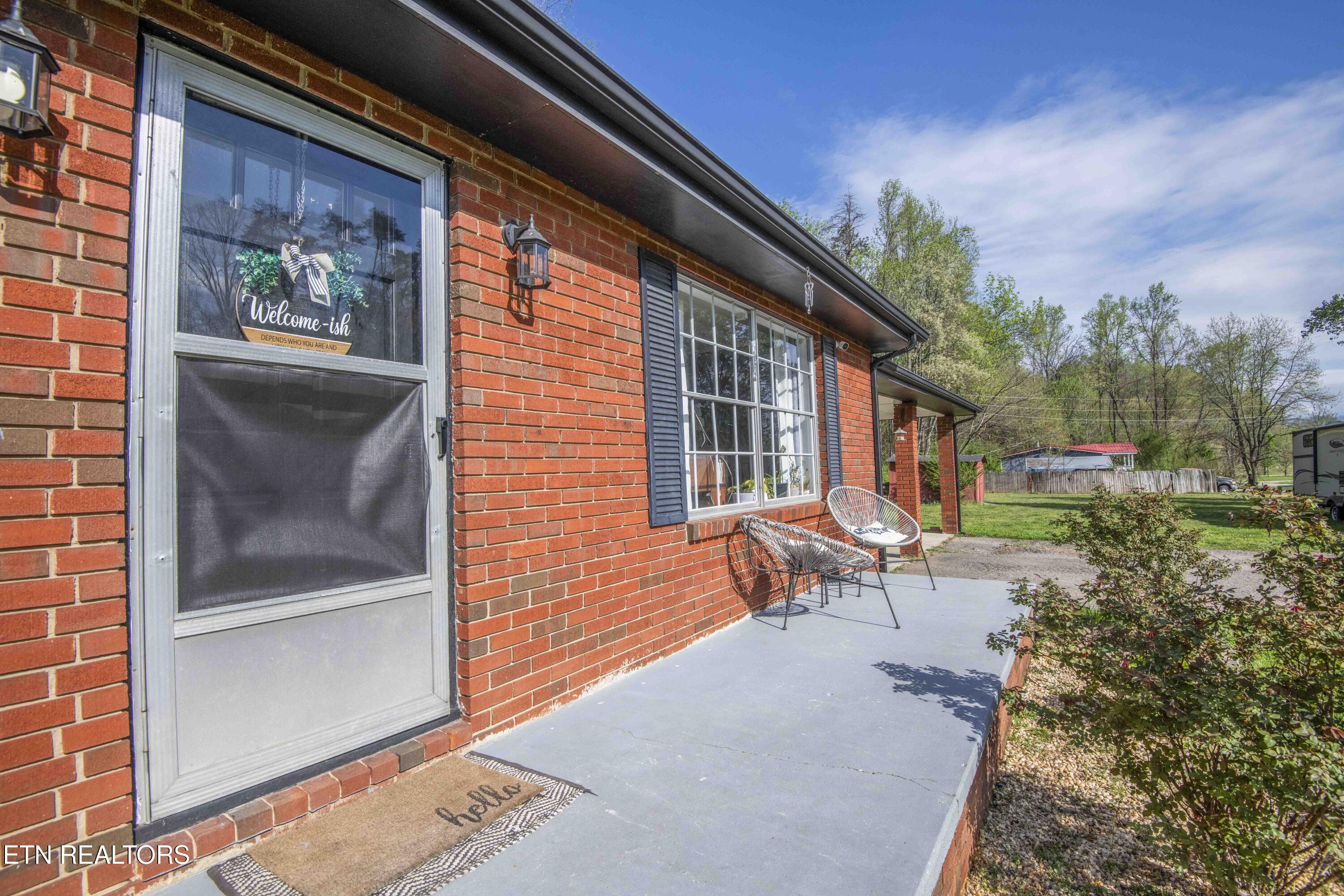 624 Baumgartner Road Harriman TN 37748