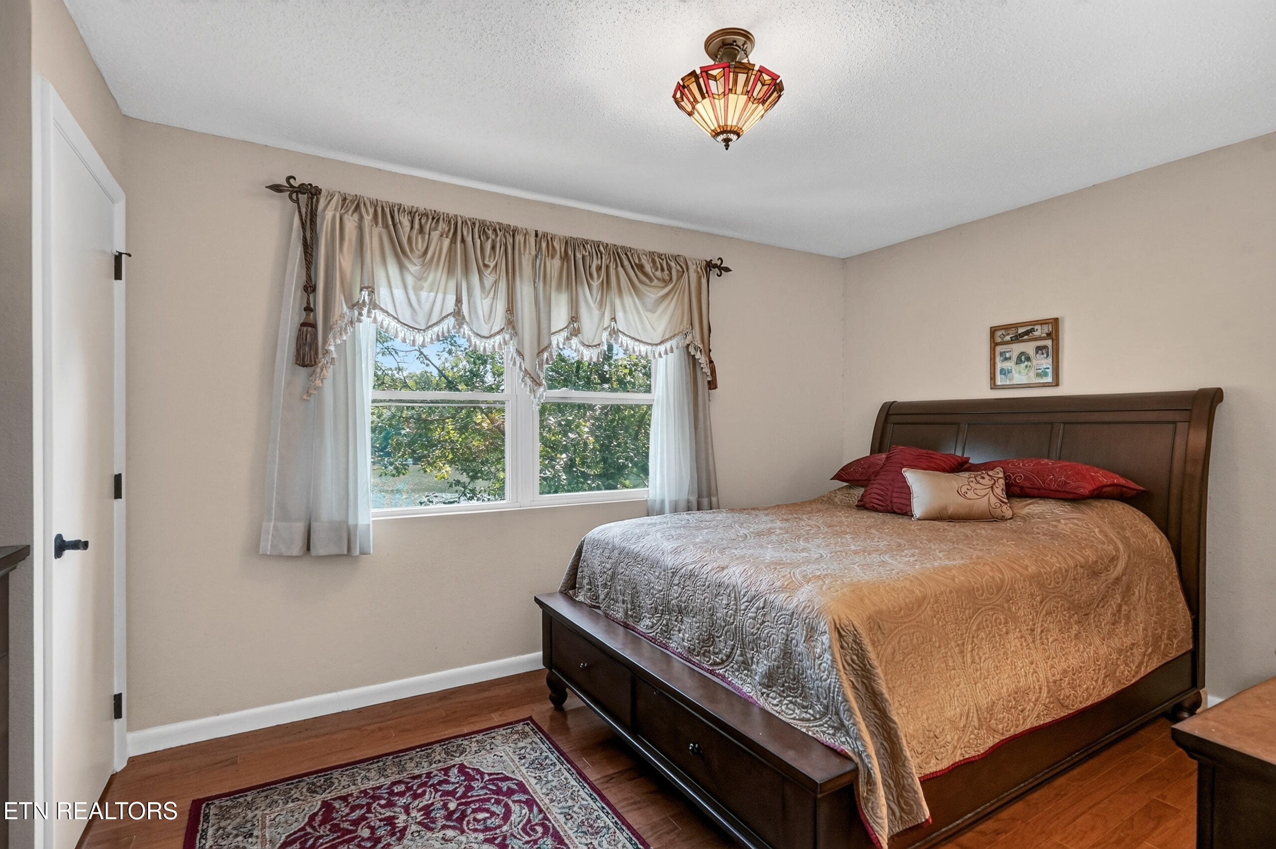 64 Lakeshore Circle Crossville TN 38558