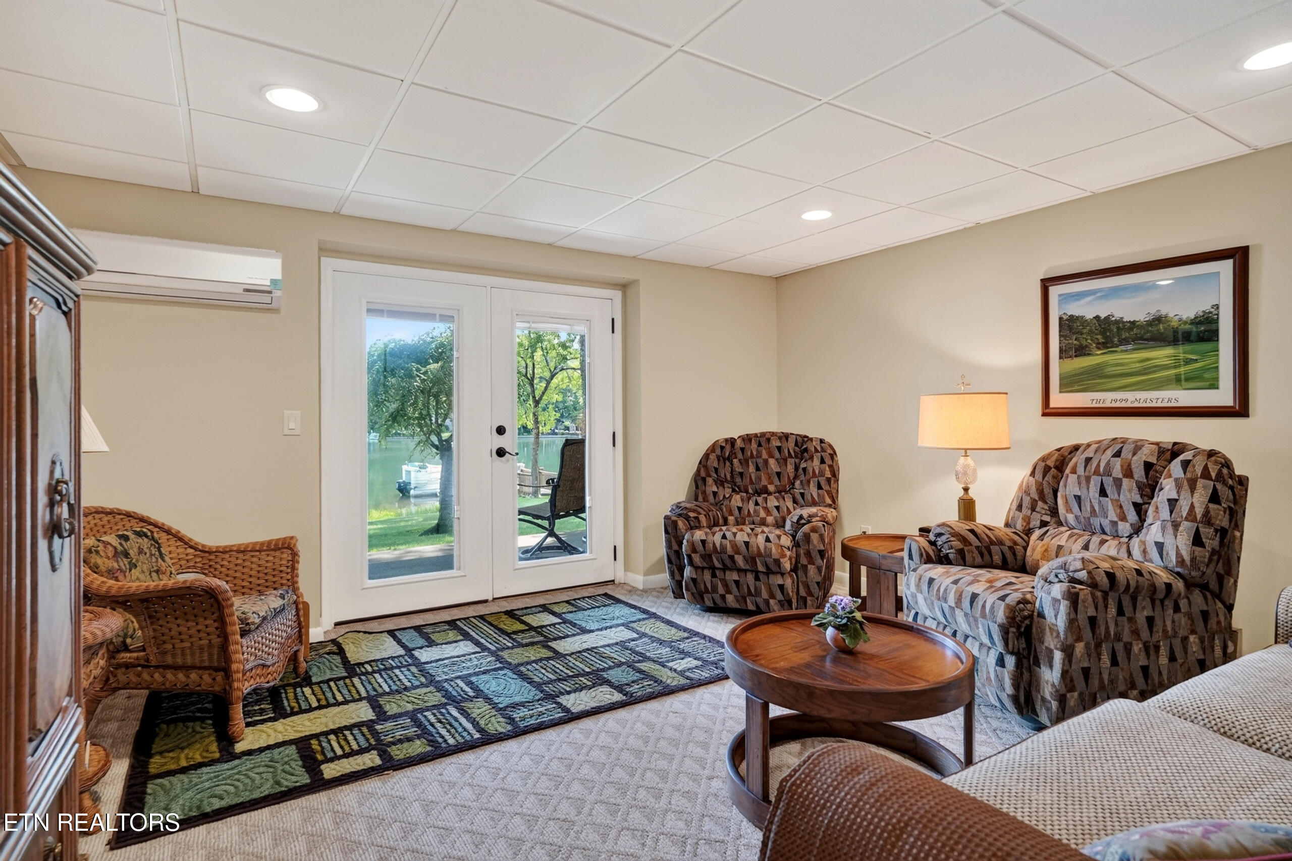 64 Lakeshore Circle Crossville TN 38558