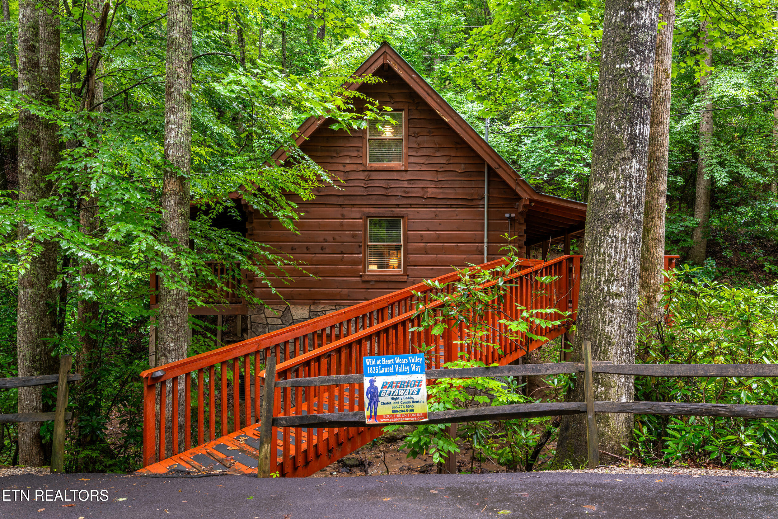 1823 Laurel Valley Way Sevierville TN 37862