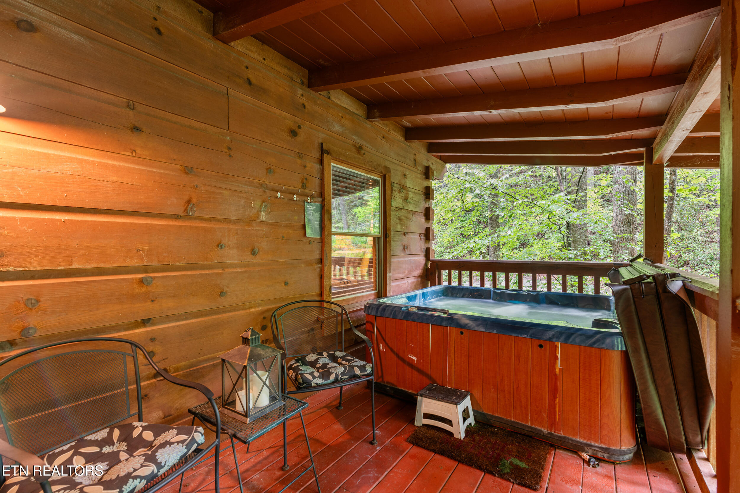 1823 Laurel Valley Way Sevierville TN 37862